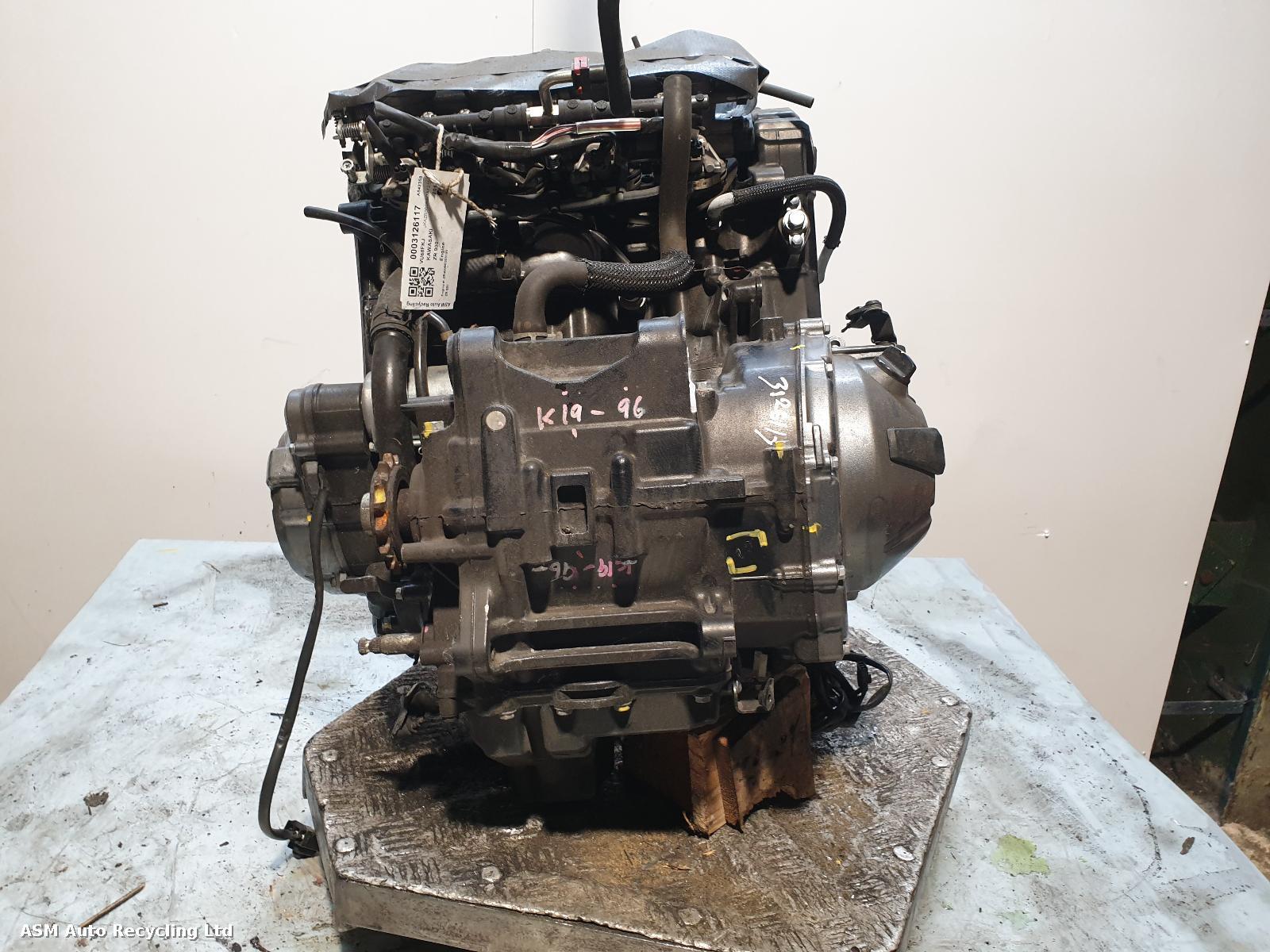 View Auto part Engine Kawasaki Zr 900 2018