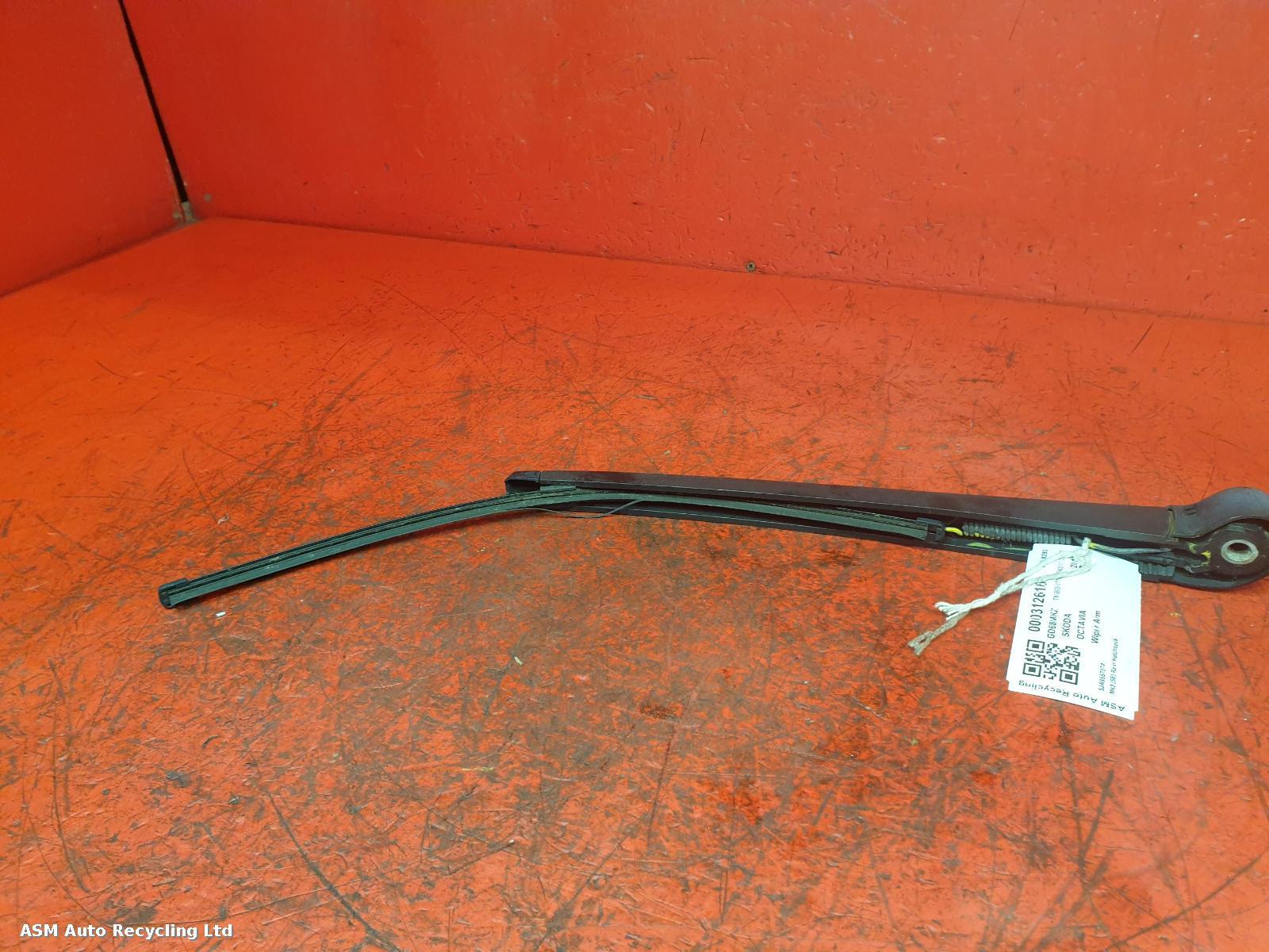 View Auto part Wiper Arm Skoda Octavia 2019