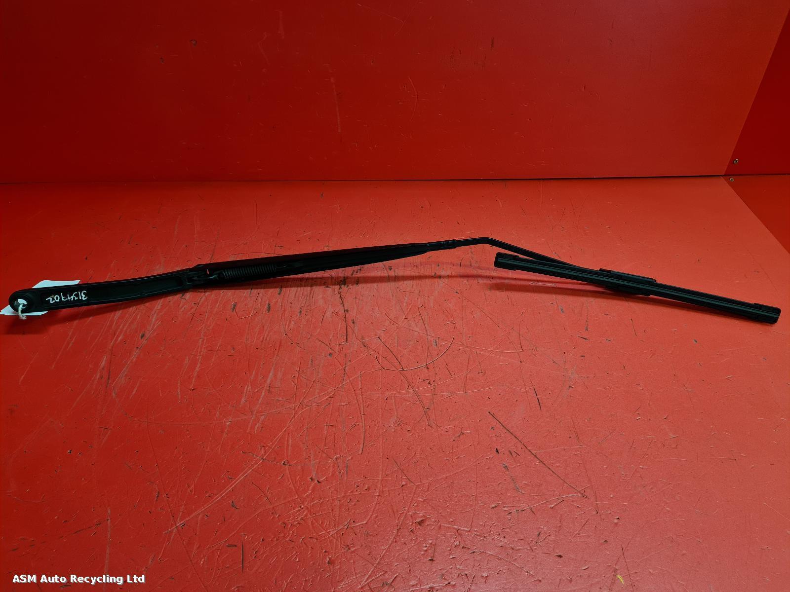 View Auto part Wiper Arm Vauxhall Corsa 2014