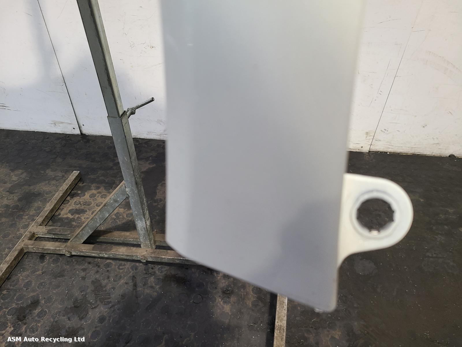 View Auto part L Wing Peugeot 3008 2014