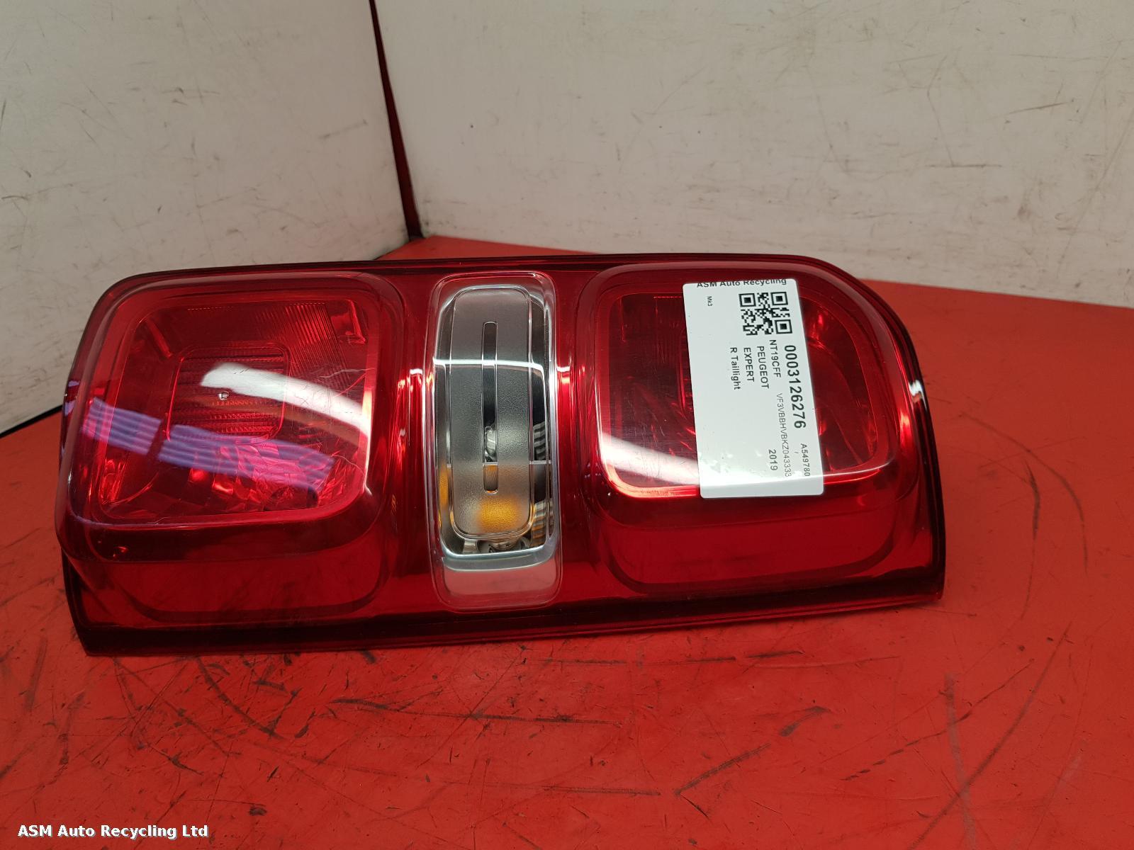 View Auto part R Taillight Peugeot Expert 2019