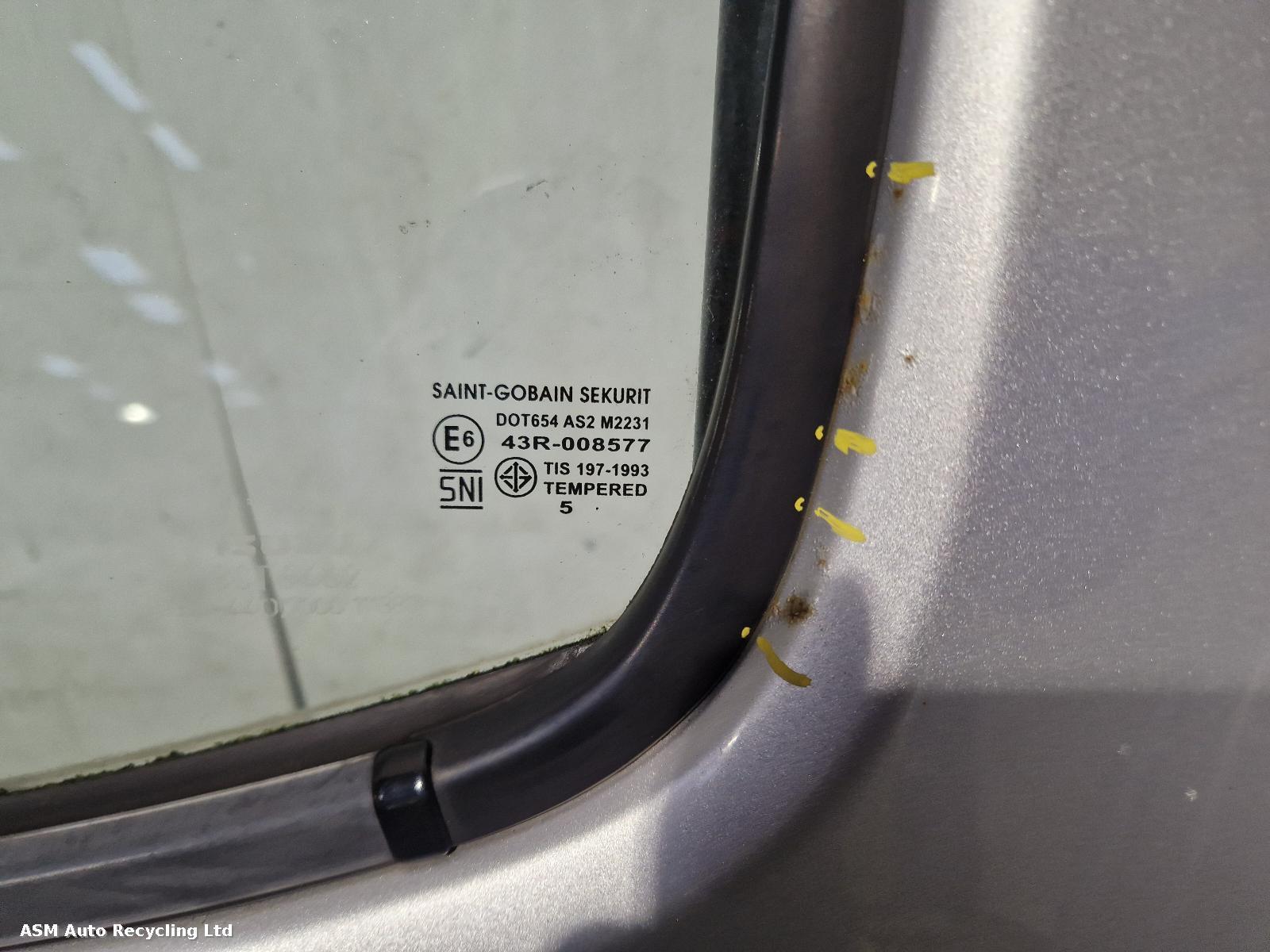 View Auto part L Rear Door Isuzu D-max 2017
