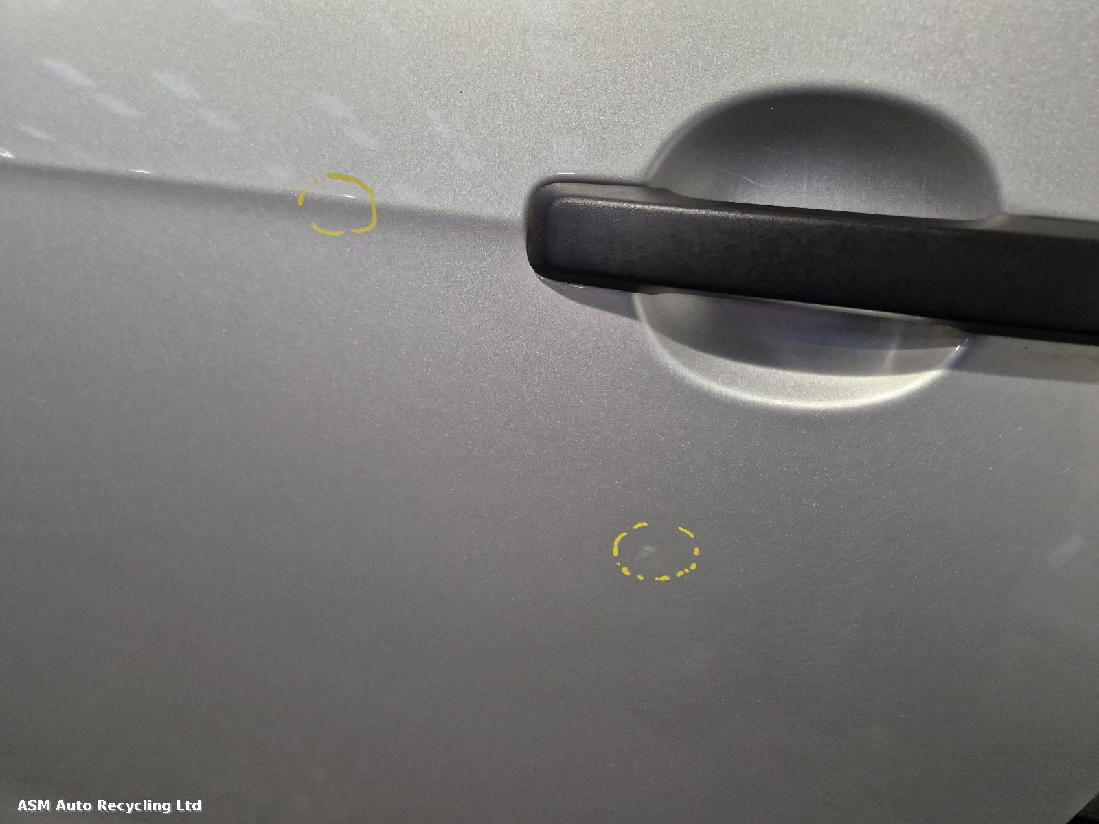 View Auto part L Rear Door Isuzu D-max 2017