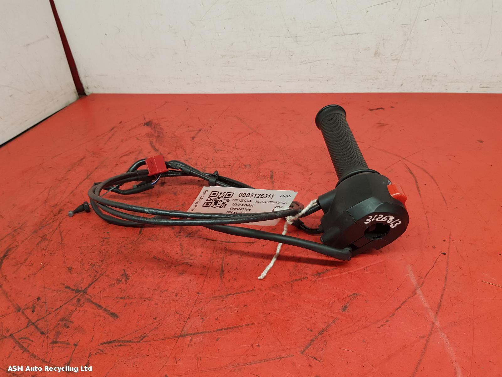View Auto part RH Switch Gear Royal Enfield Continental Gt 650 2019