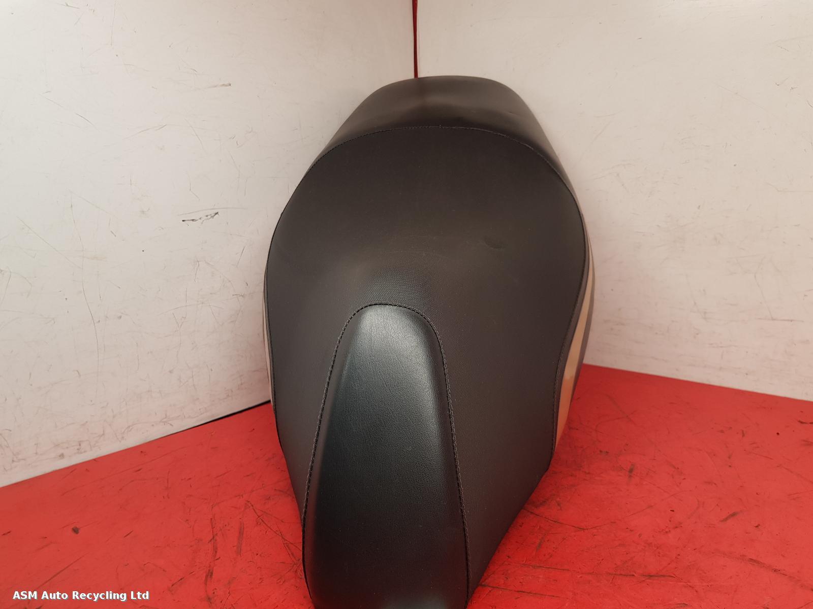 View Auto part Front Seat Gilera Runner 125 2014