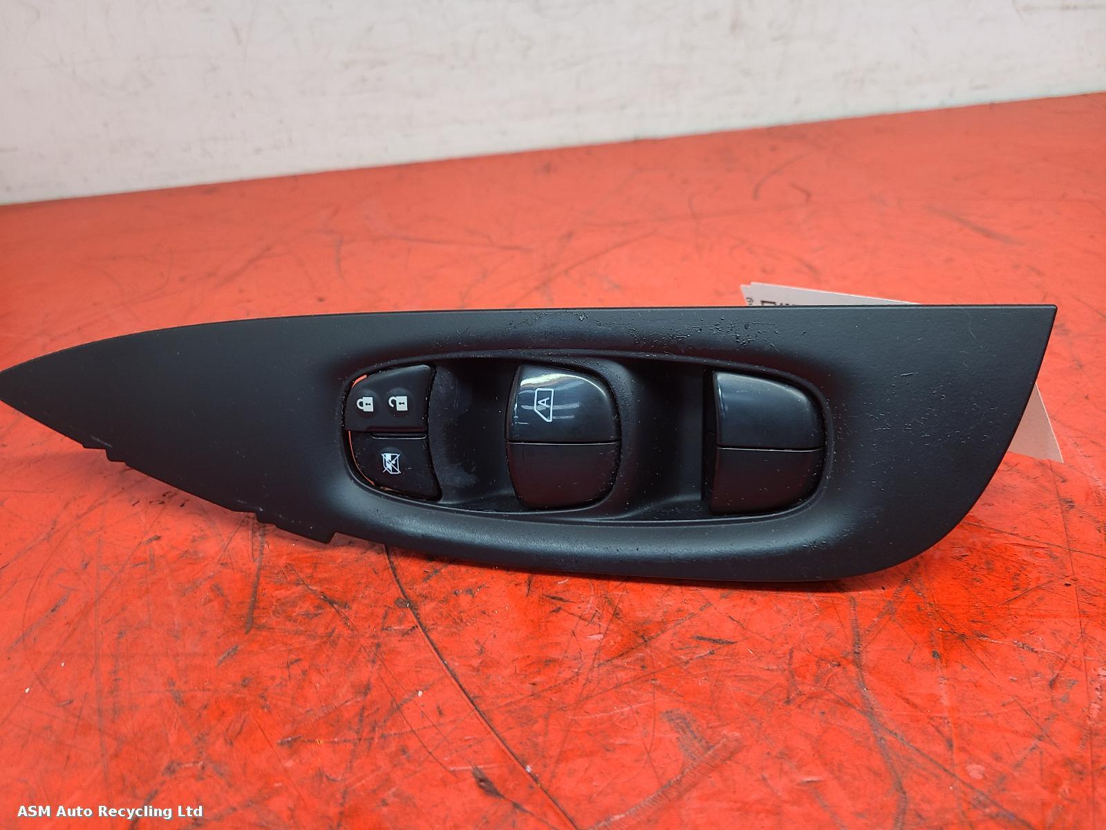 View Auto part Elect. Window Switch Nissan Qashqai 2015