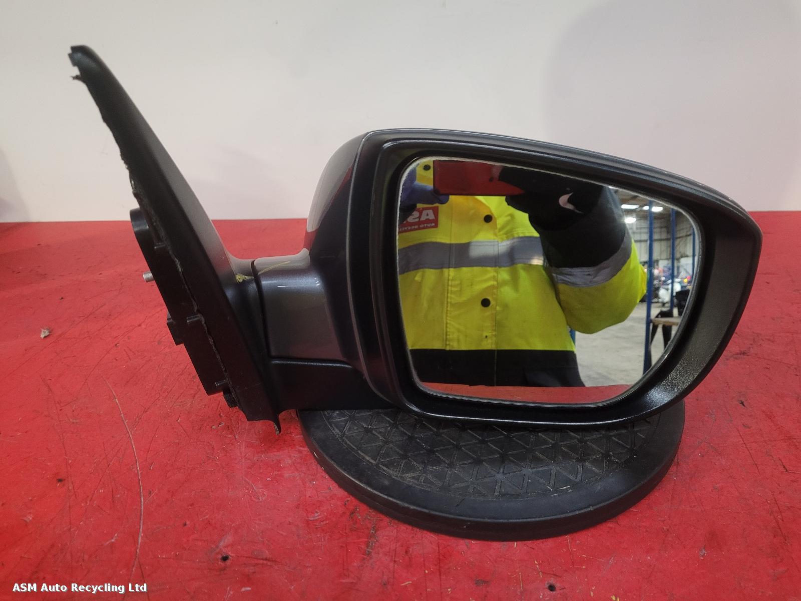 View Auto part R Door Mirror Hyundai Ix35 2015