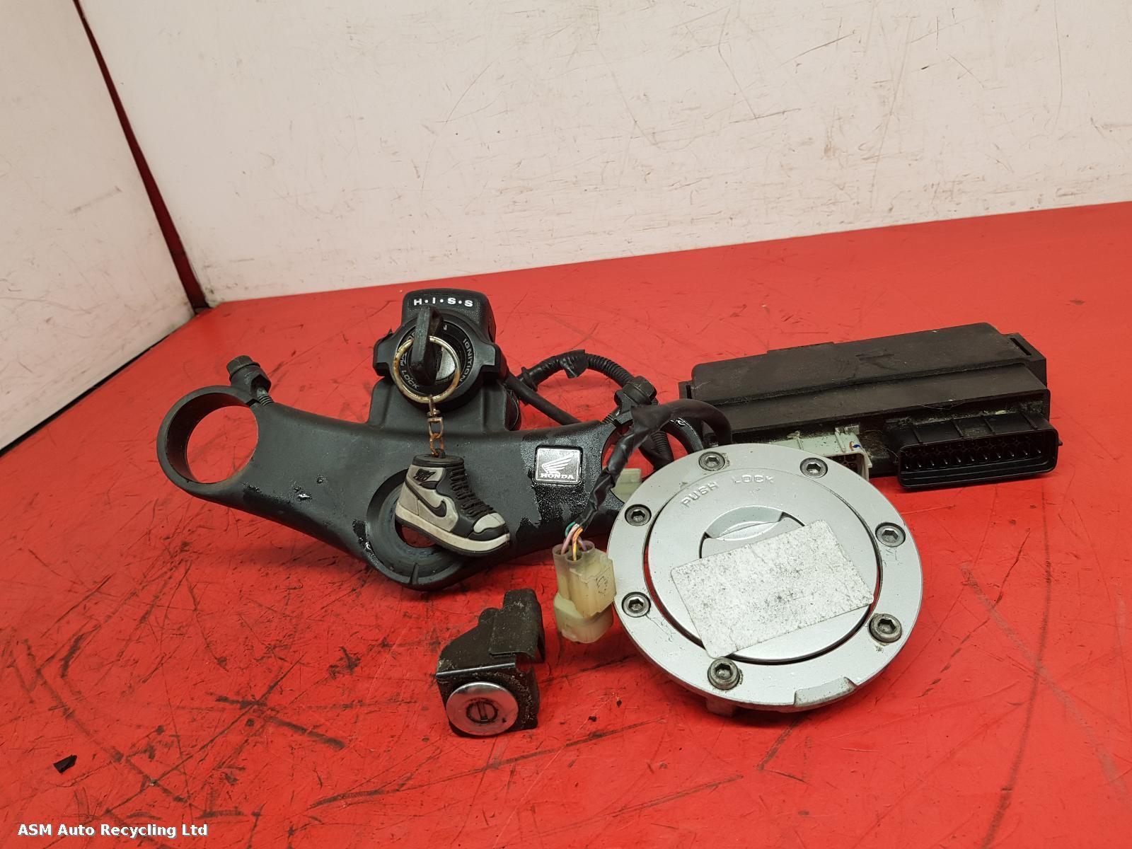 View Auto part Comp.Lock Set + Keys Honda Cbr 600 F 2005