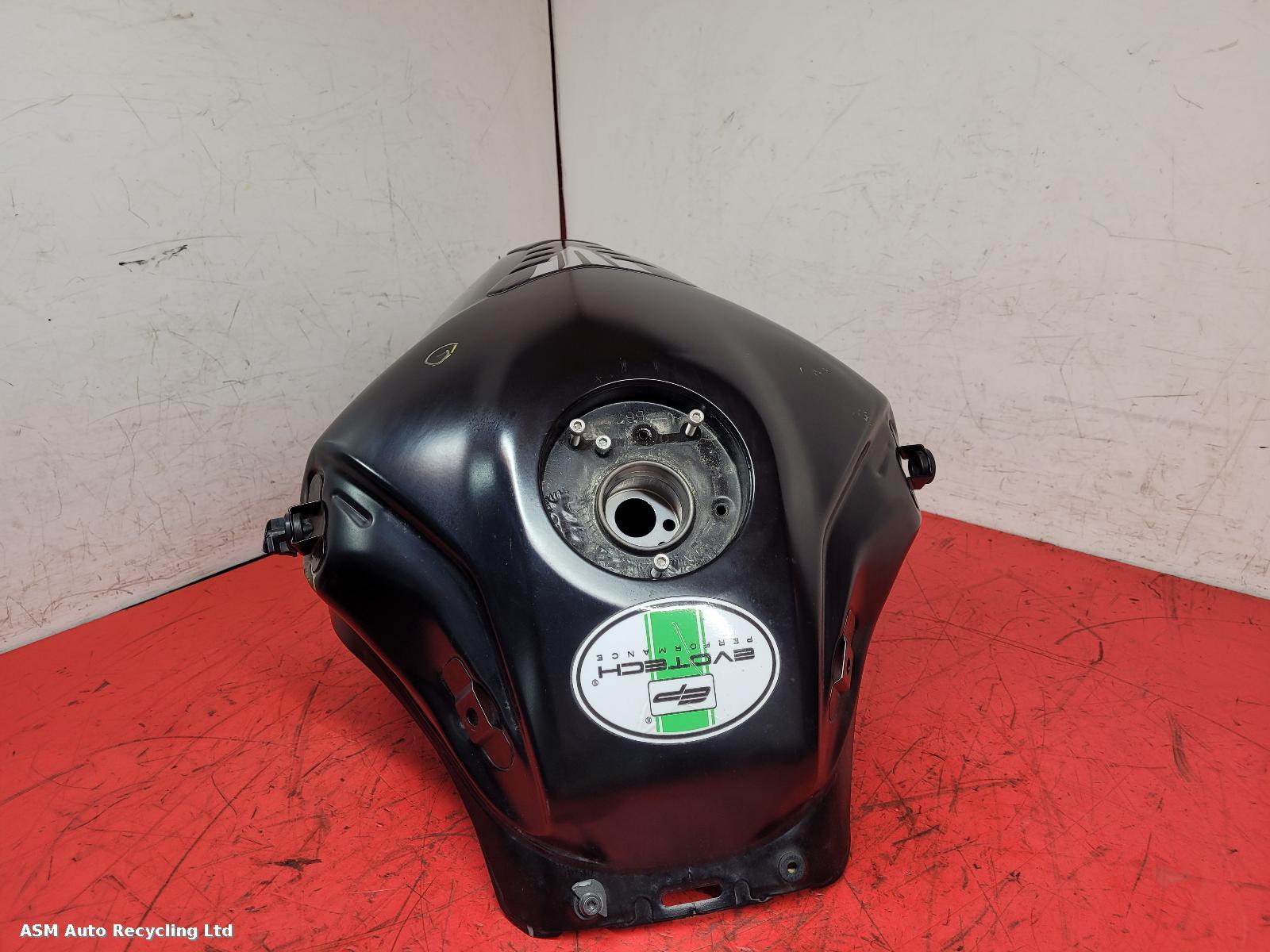 View Auto part Fuel Tank Yamaha Mt-10 2018