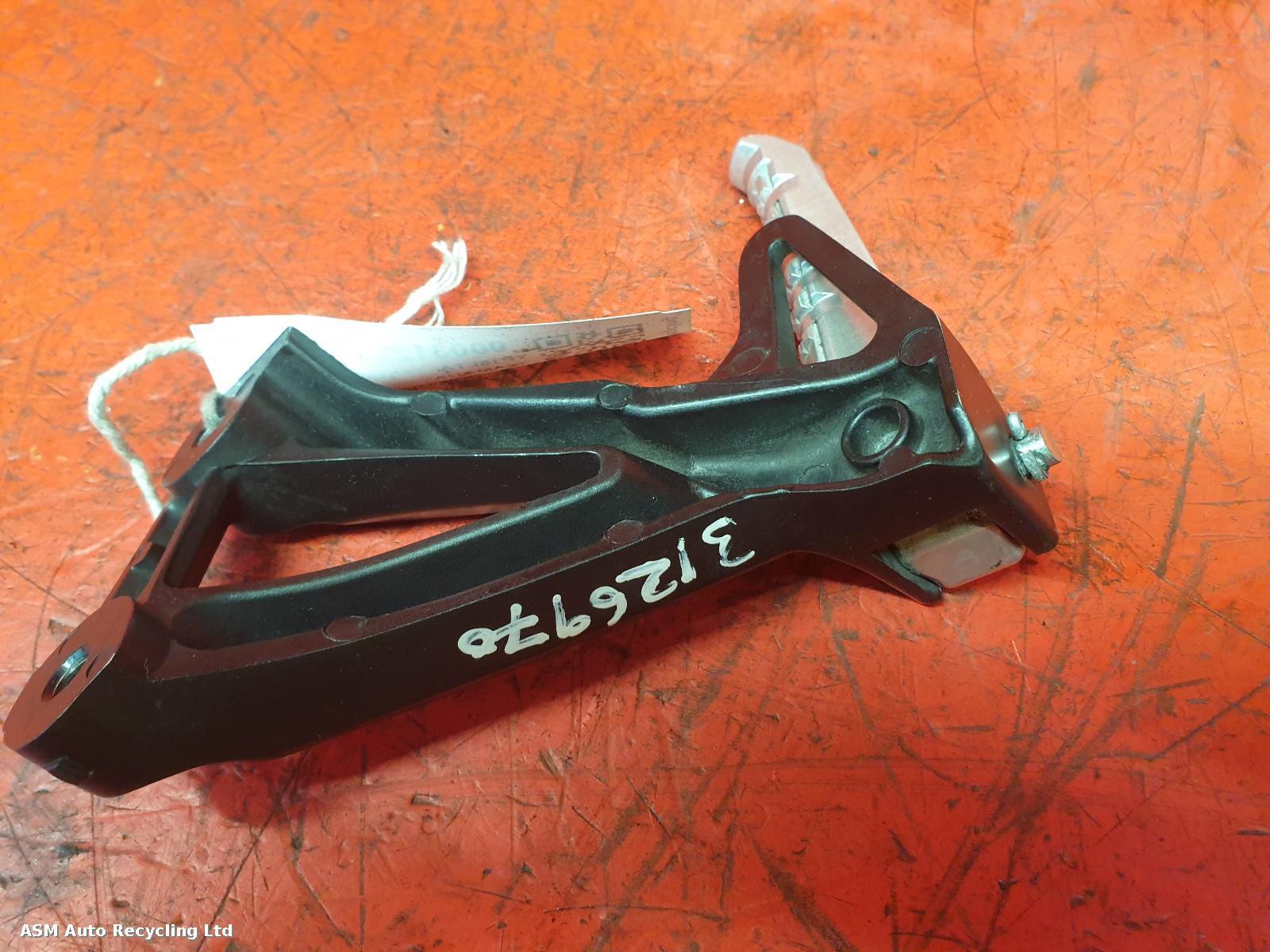 View Auto part Right Footrest Yamaha Mt-10 2018