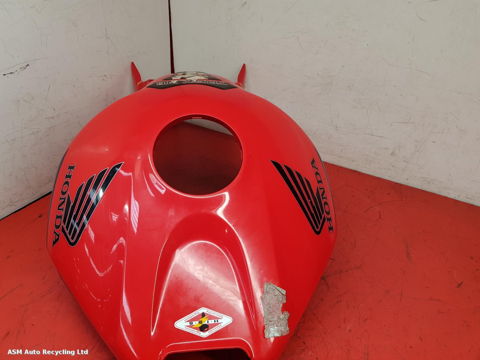 View Auto part Tank Trim Honda Cbr 1000 Rr-5 2006