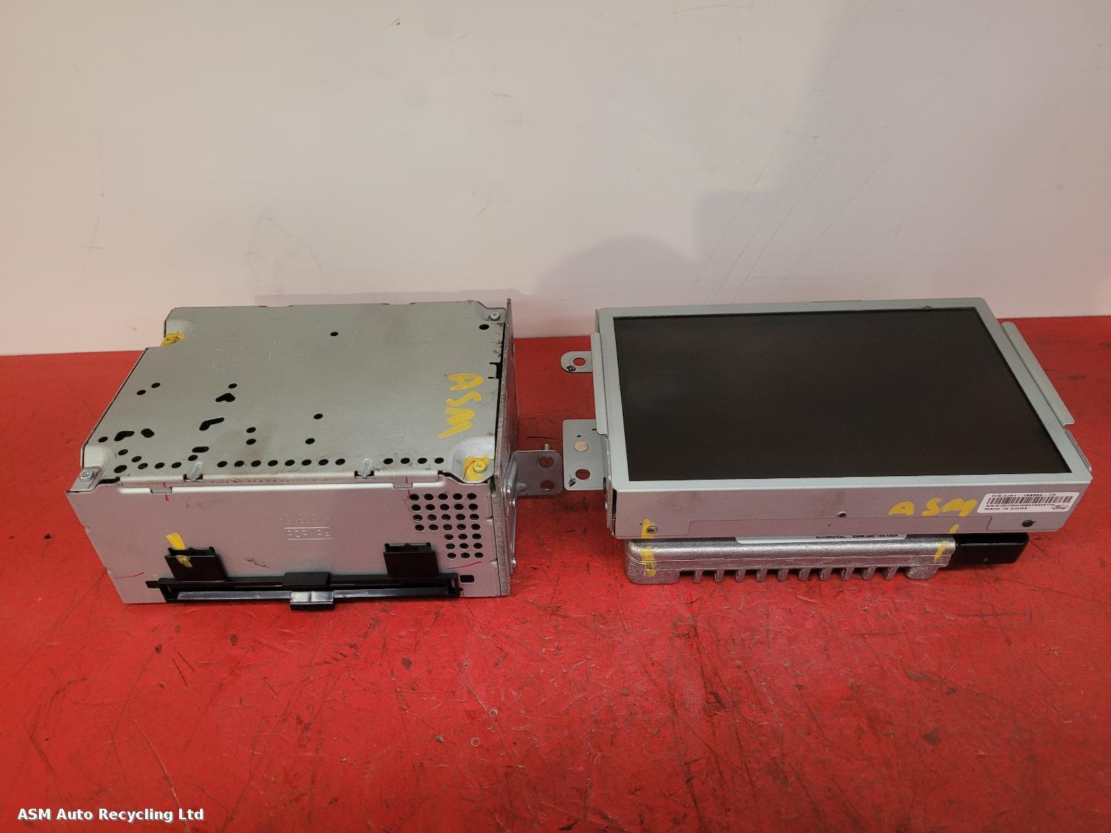 View Auto part A/V Equipment Ford Focus C Max 2015