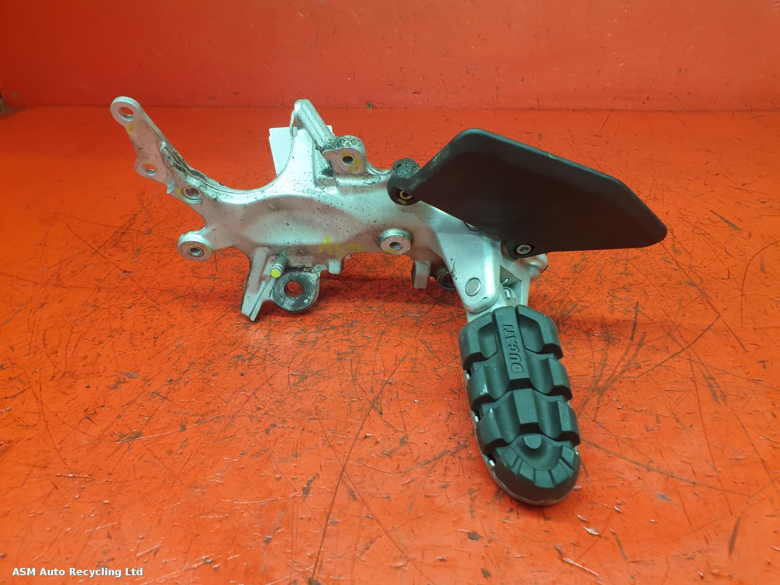 View Auto part Right Footrest Ducati Multistrada V4 2024