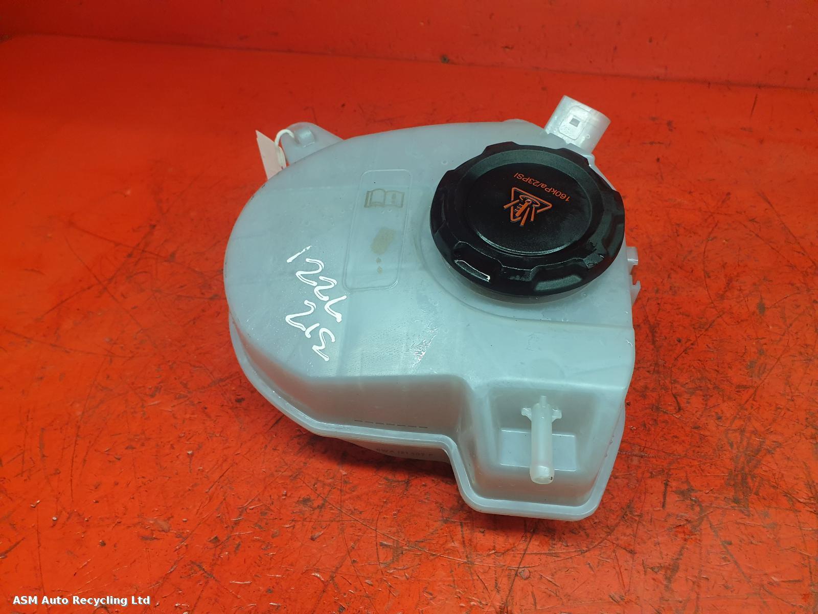View Auto part Overflow Bottle Cupra Formentor 2022