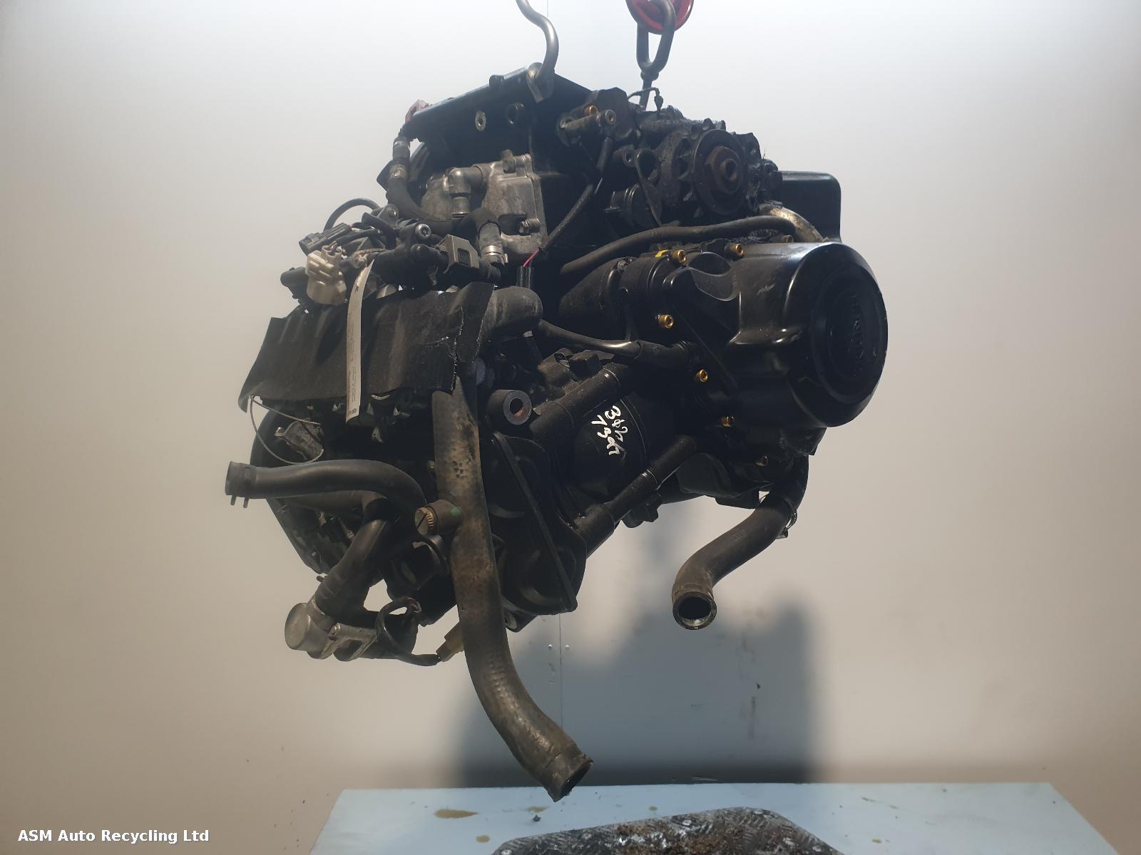 View Auto part Engine Triumph Street Triple R 2012