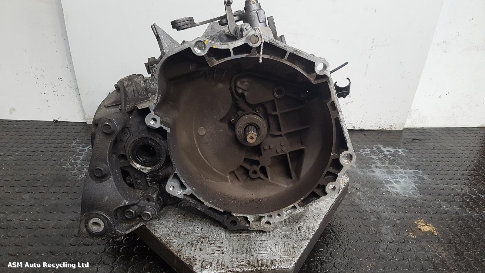 View Auto part Gearbox Vauxhall Astra 2018