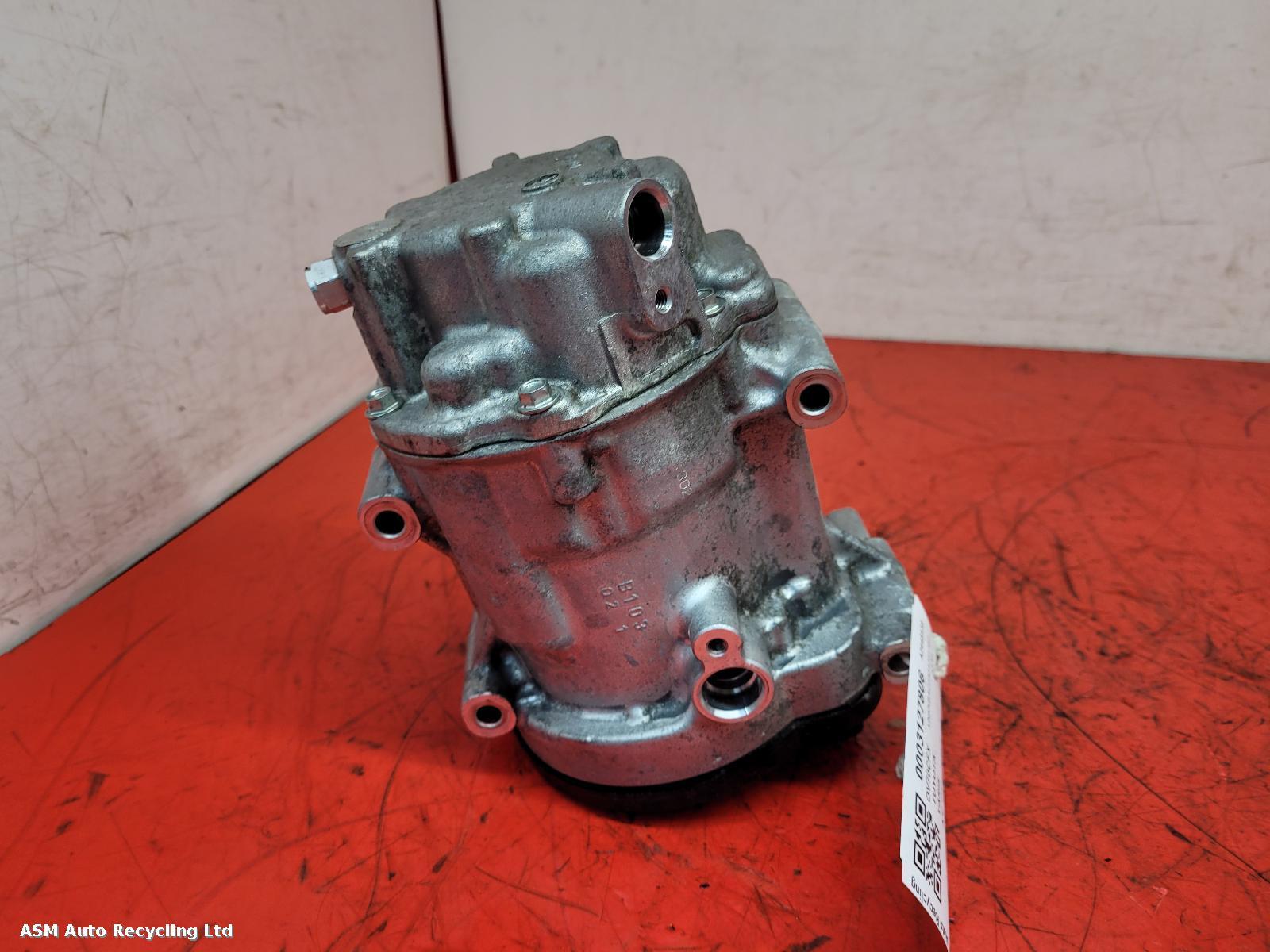 View Auto part Compressor Toyota Yaris 2020