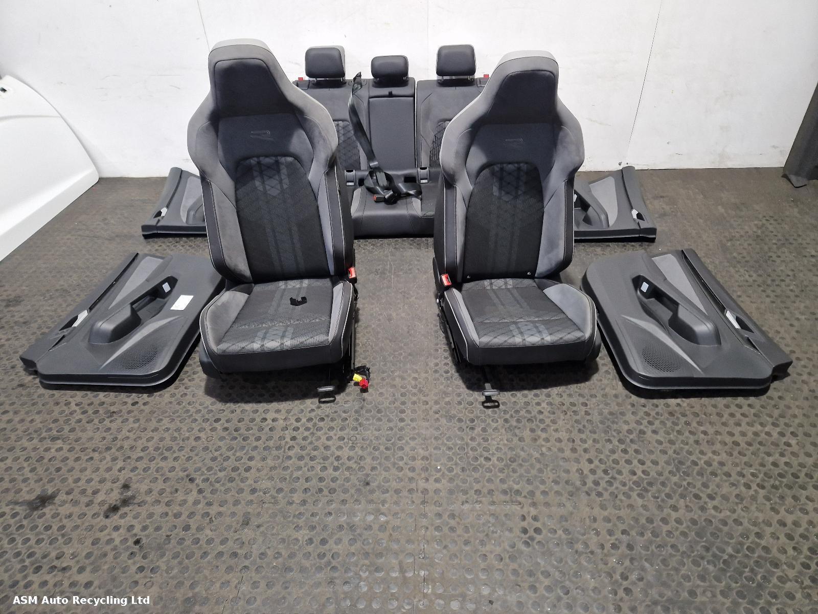 View Auto part Complete Interior Volkswagen Golf 2023