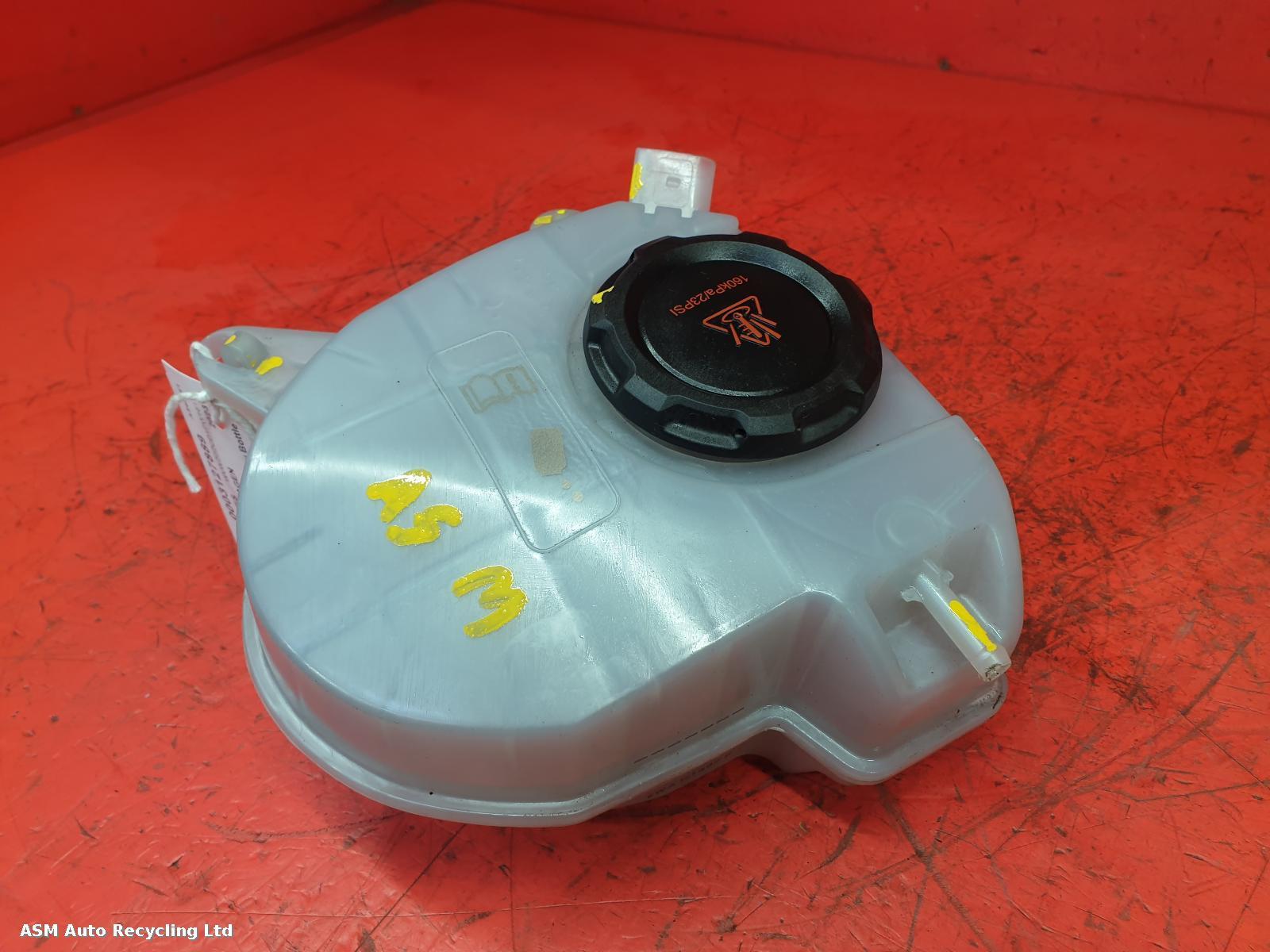 View Auto part Overflow Bottle Volkswagen Golf 2023