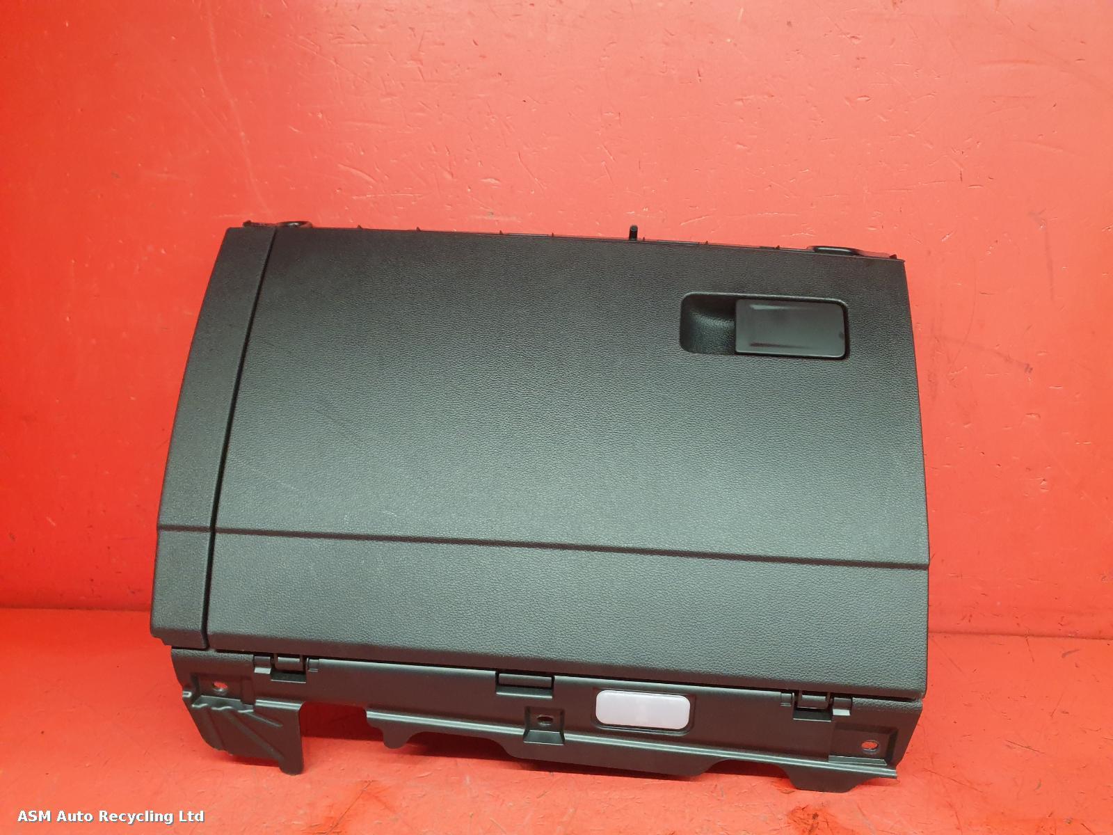 View Auto part Glove Box Volkswagen Golf 2023