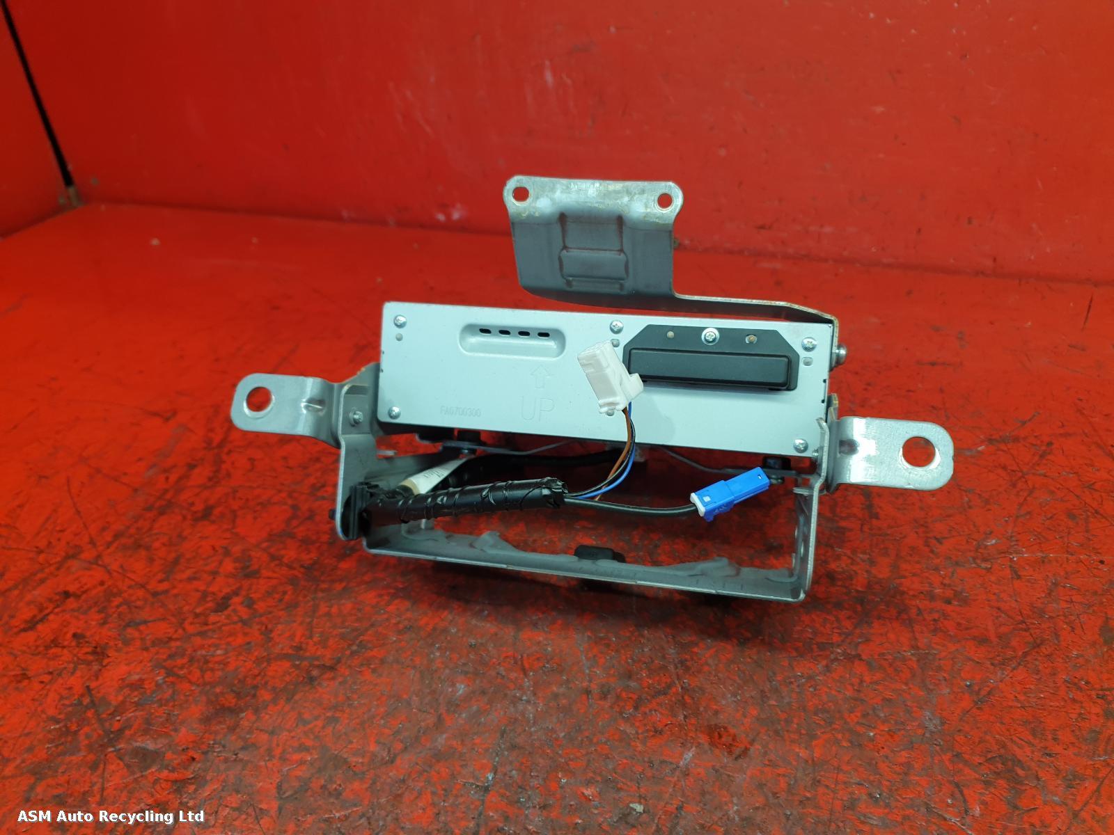 View Auto part CD Changer Mazda Cx-5 2022