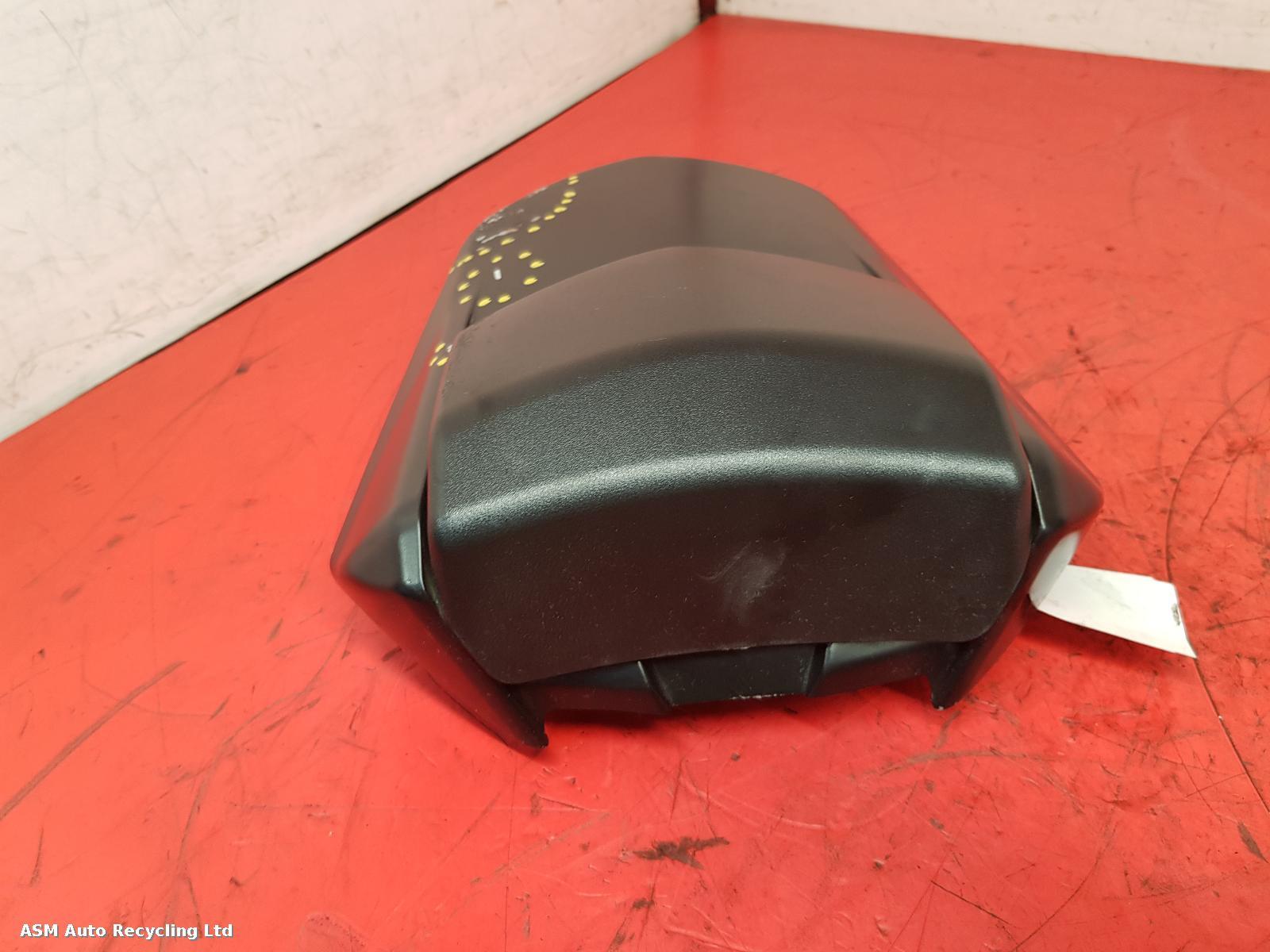 View Auto part Seat Cowl Yamaha Yzf R1 2005