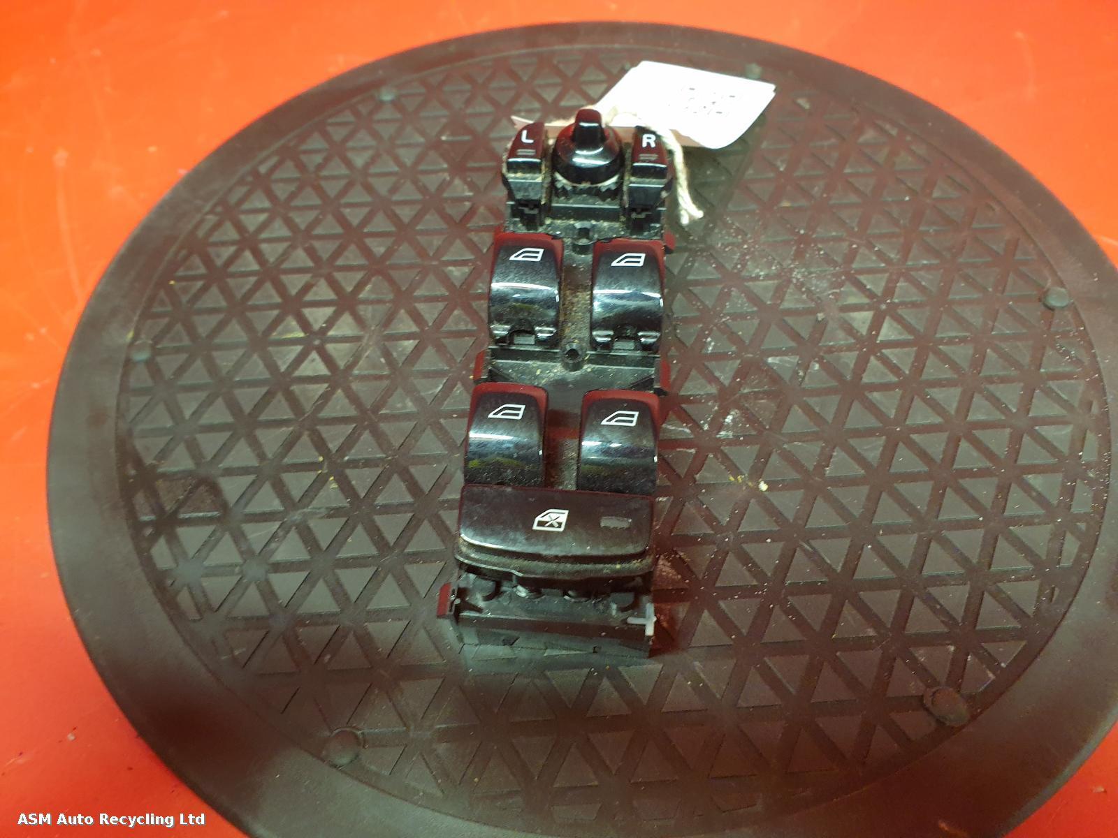 View Auto part Elect. Window Switch Volvo Xc90 2019