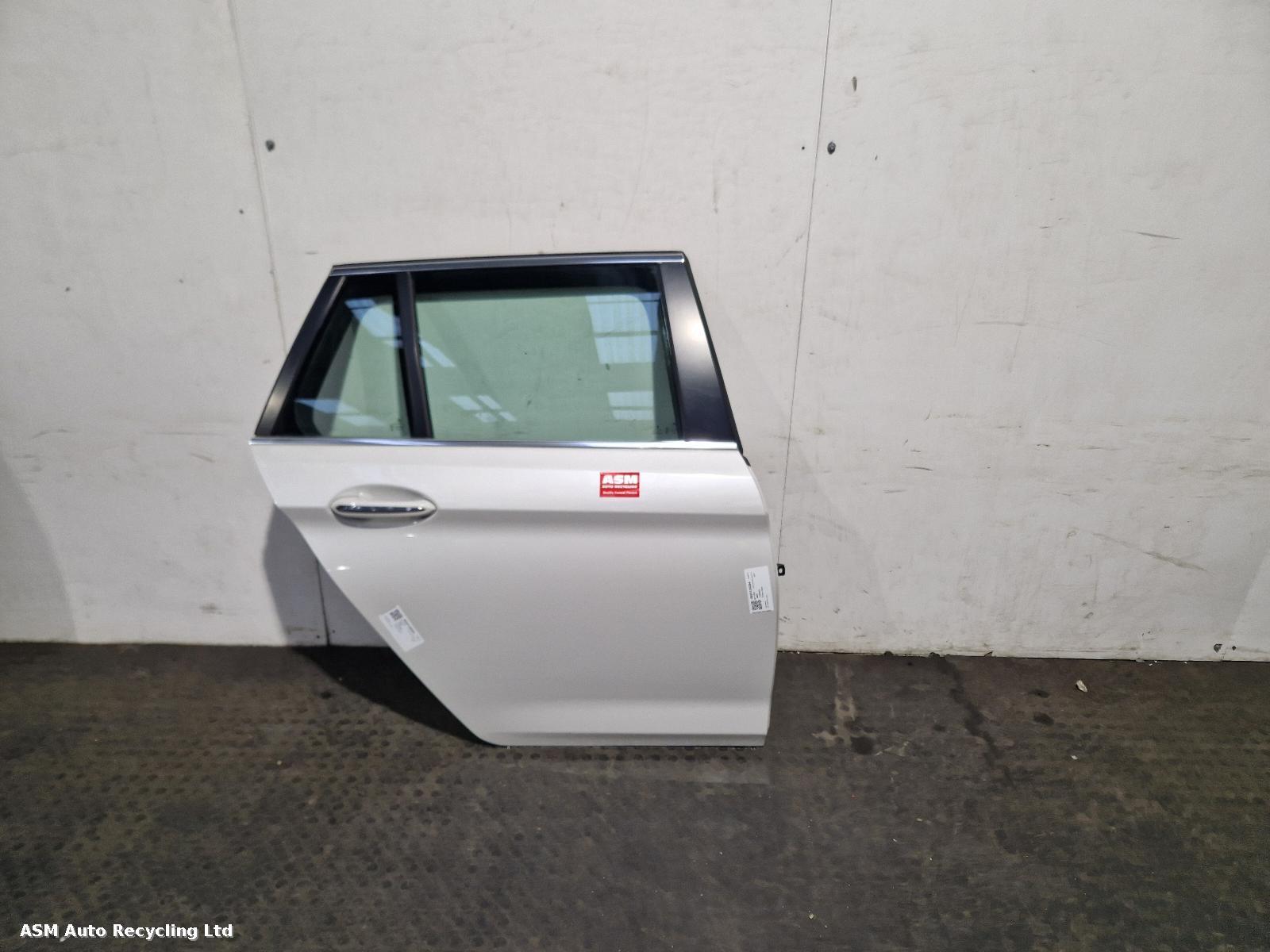 View Auto part R Rear Door Bmw 5 Series 2017