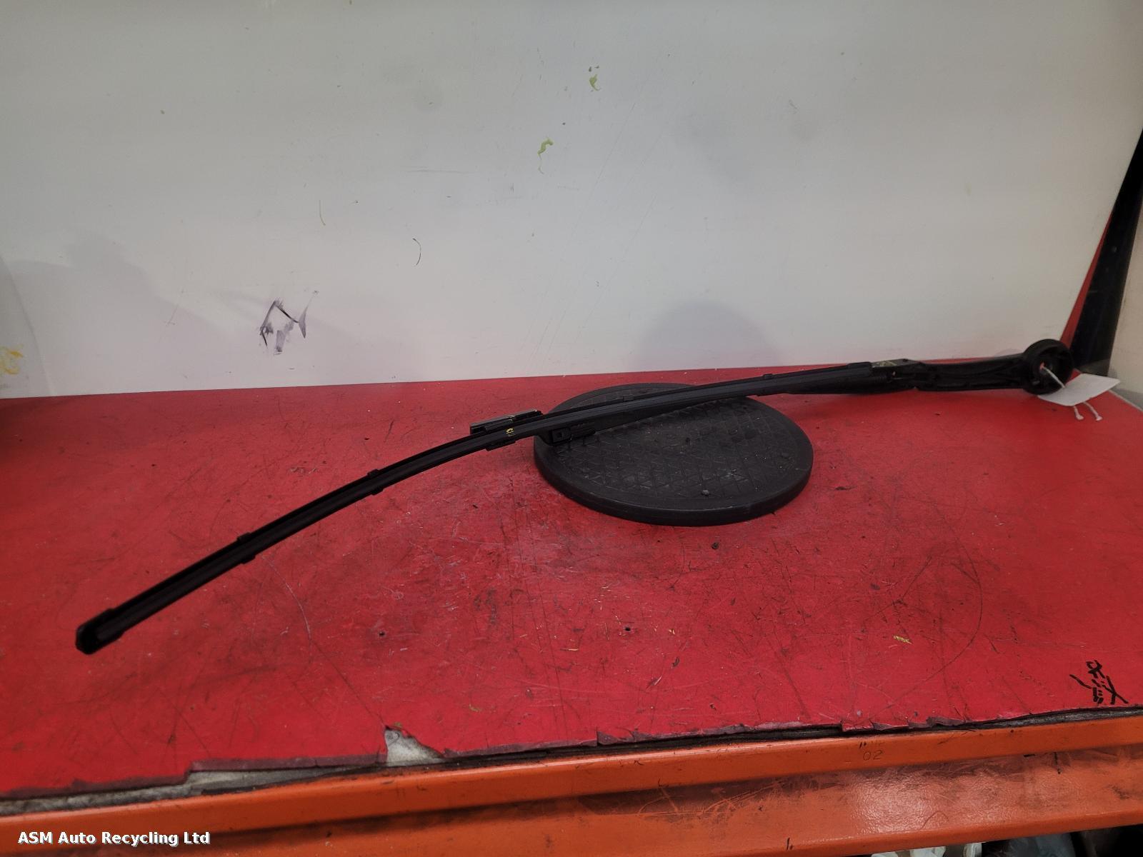 View Auto part Wiper Arm Ford Focus 2013
