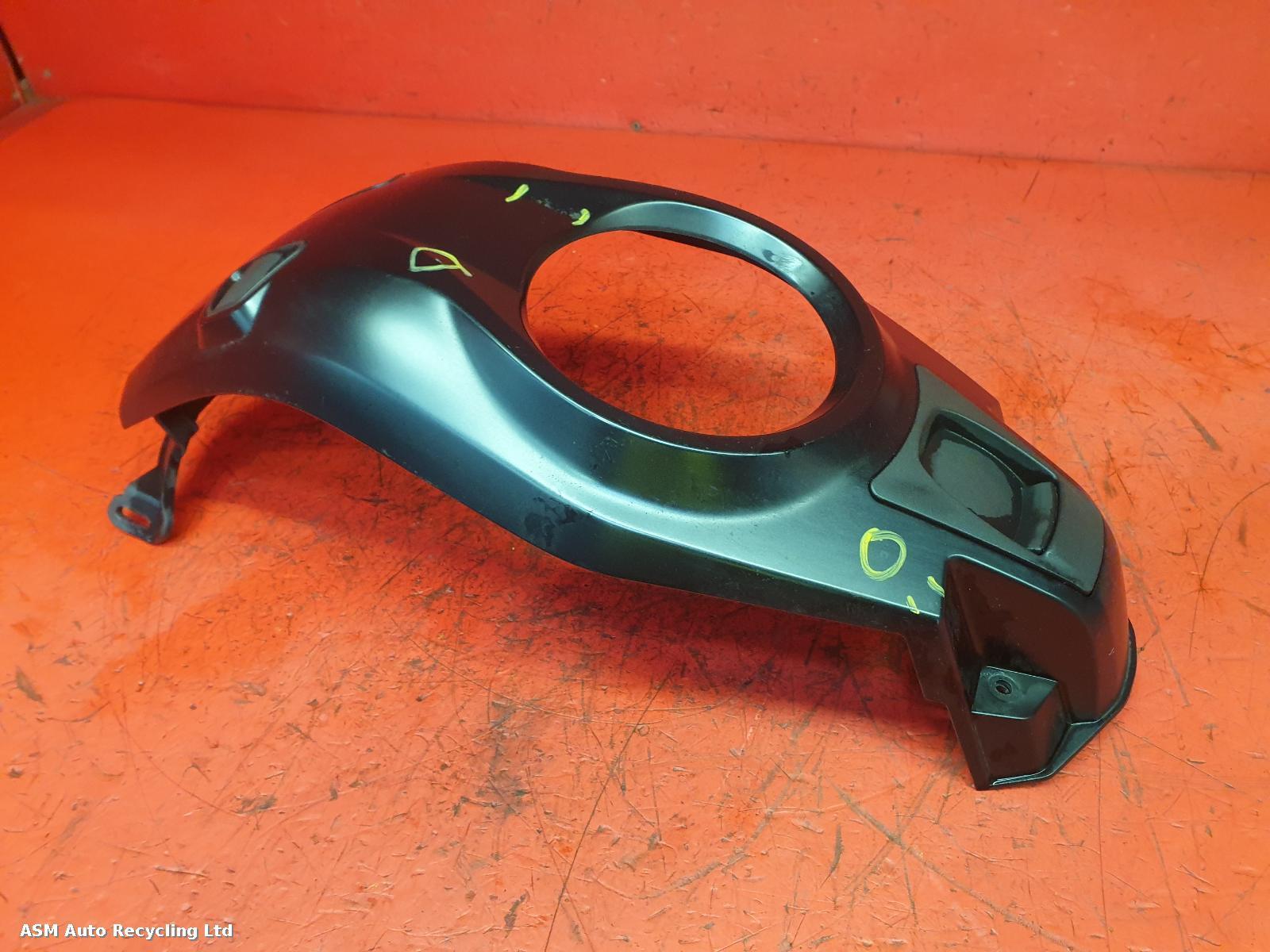 View Auto part Tank Trim Triumph Trophy Se 2016