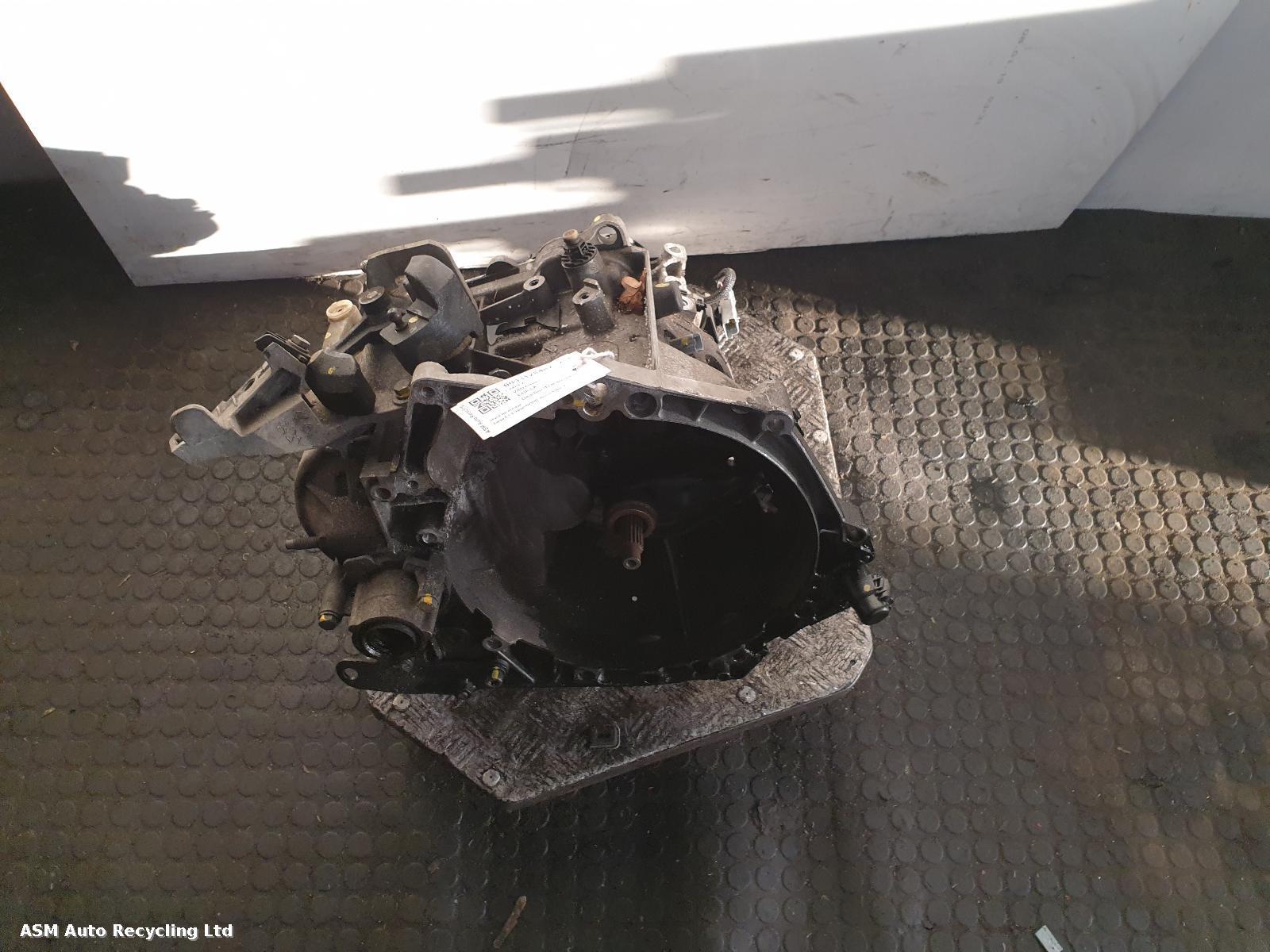 View Auto part Gearbox Vauxhall Corsa 2020