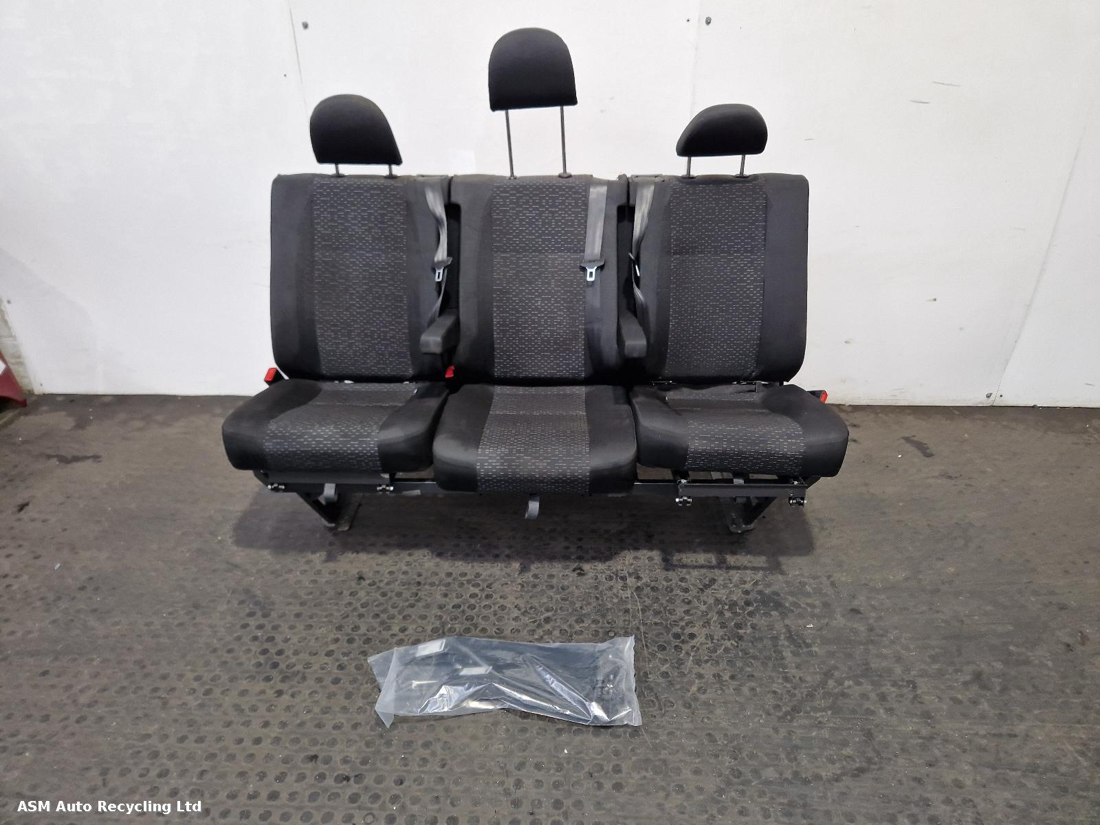View Auto part 2nd Seat (Rear Seat) Mercedes Vito 2021