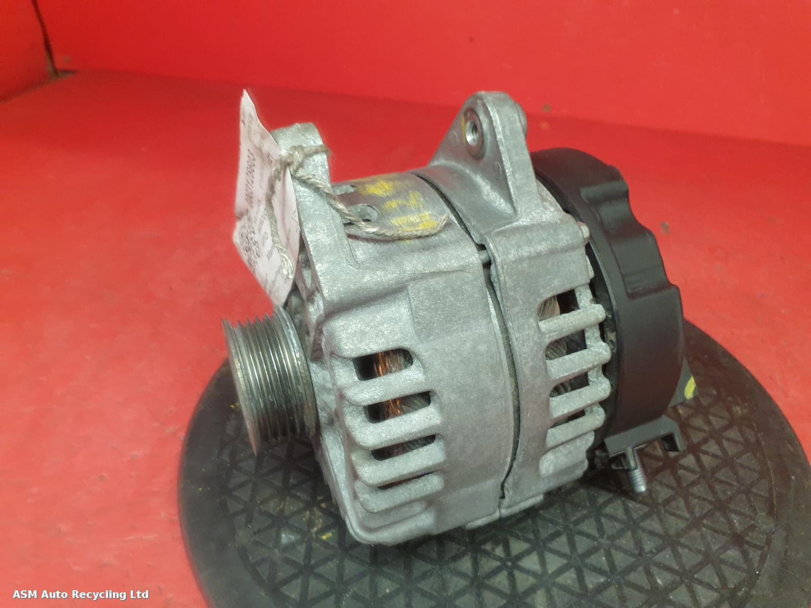 View Auto part Alternator Mercedes Vito 2021