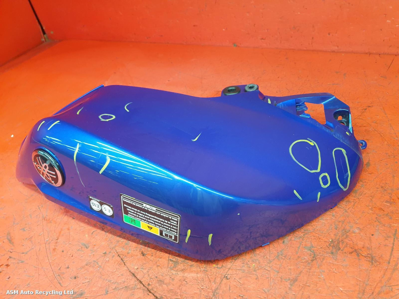 View Auto part Tank Trim Yamaha Yzf R125 2019