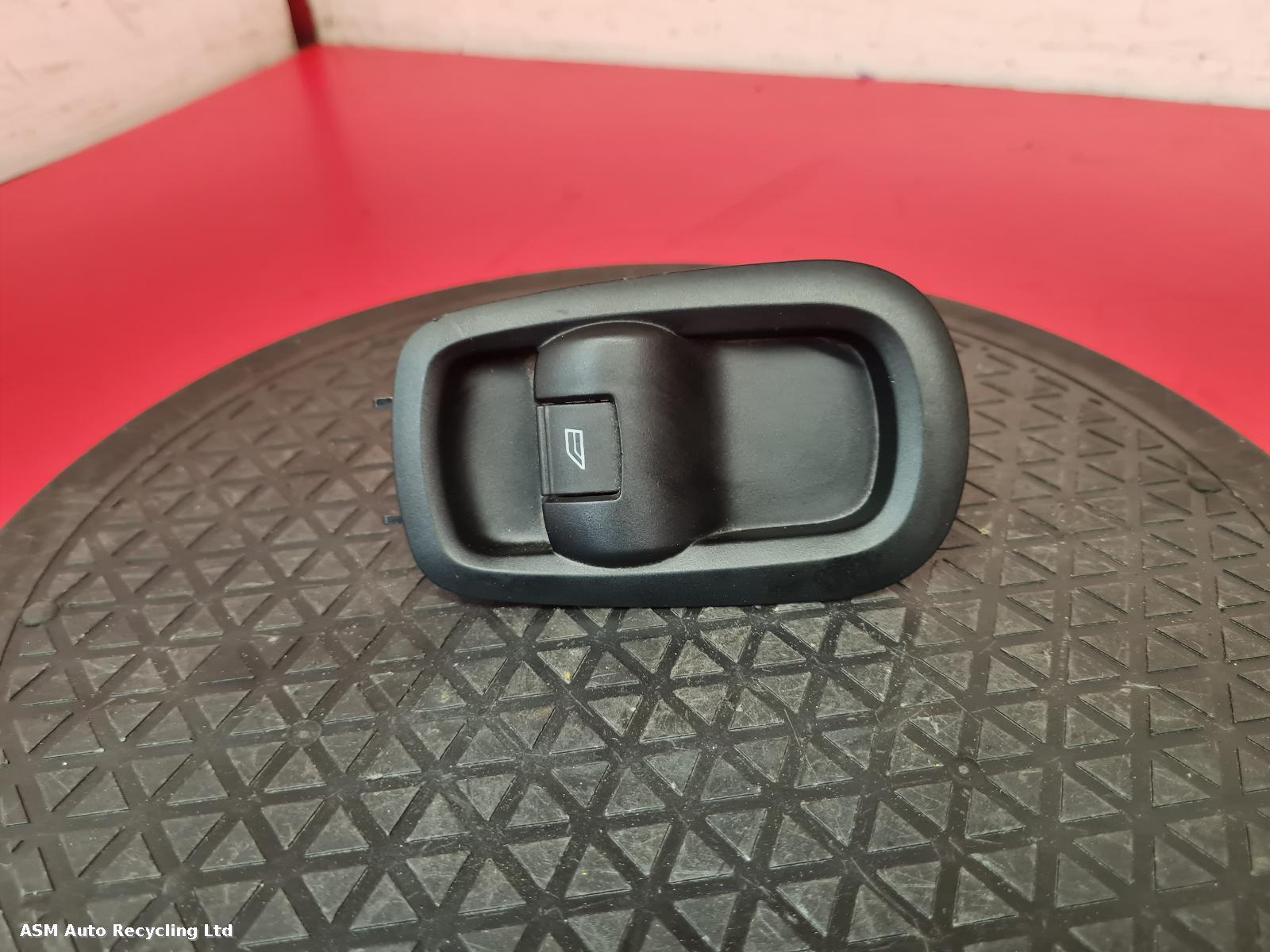 View Auto part Elect. Window Switch Ford Transit Custom 2021