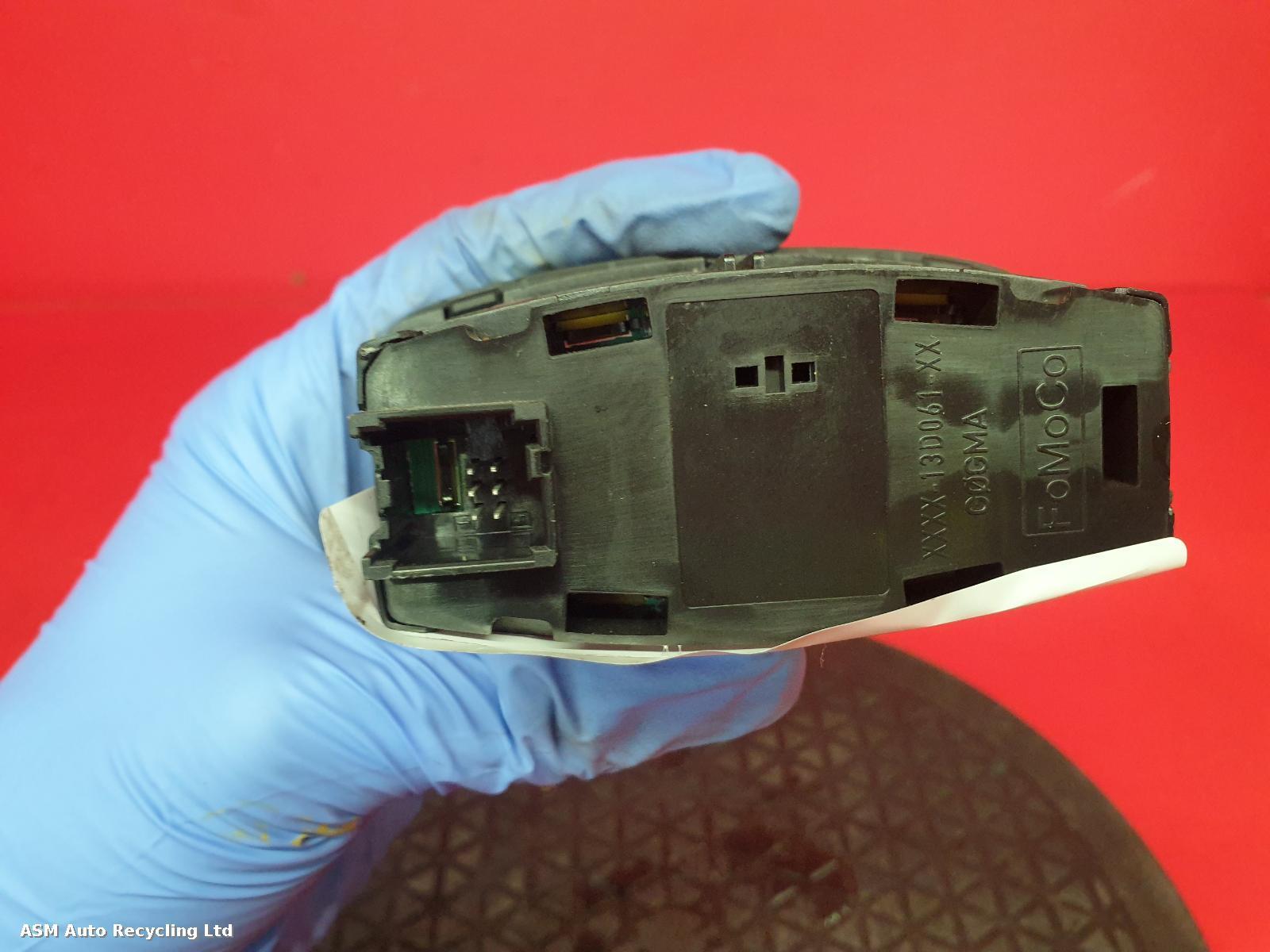 View Auto part Headlight Switch Ford Transit Custom 2021