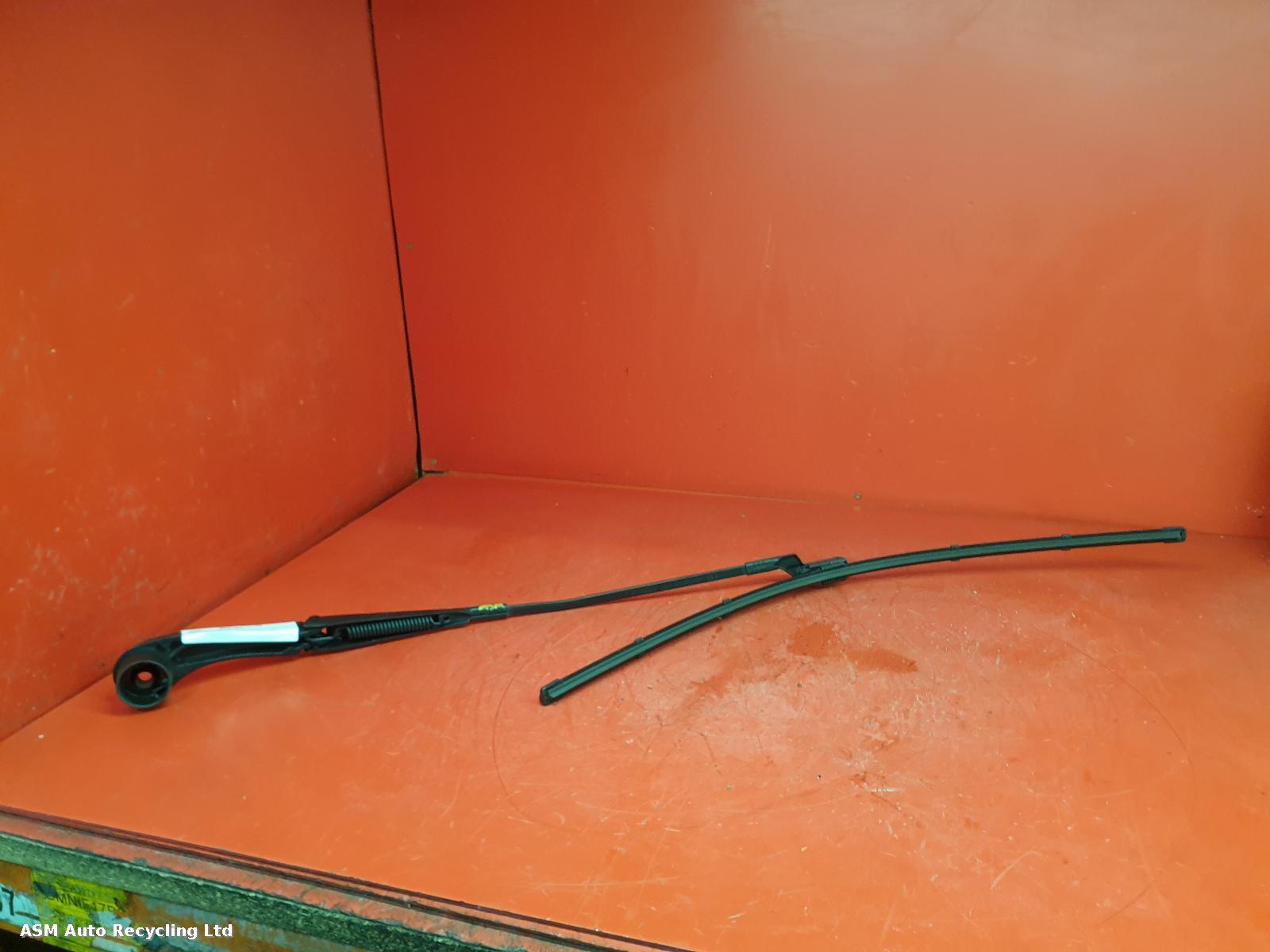 View Auto part Wiper Arm Ford Transit Custom 2021