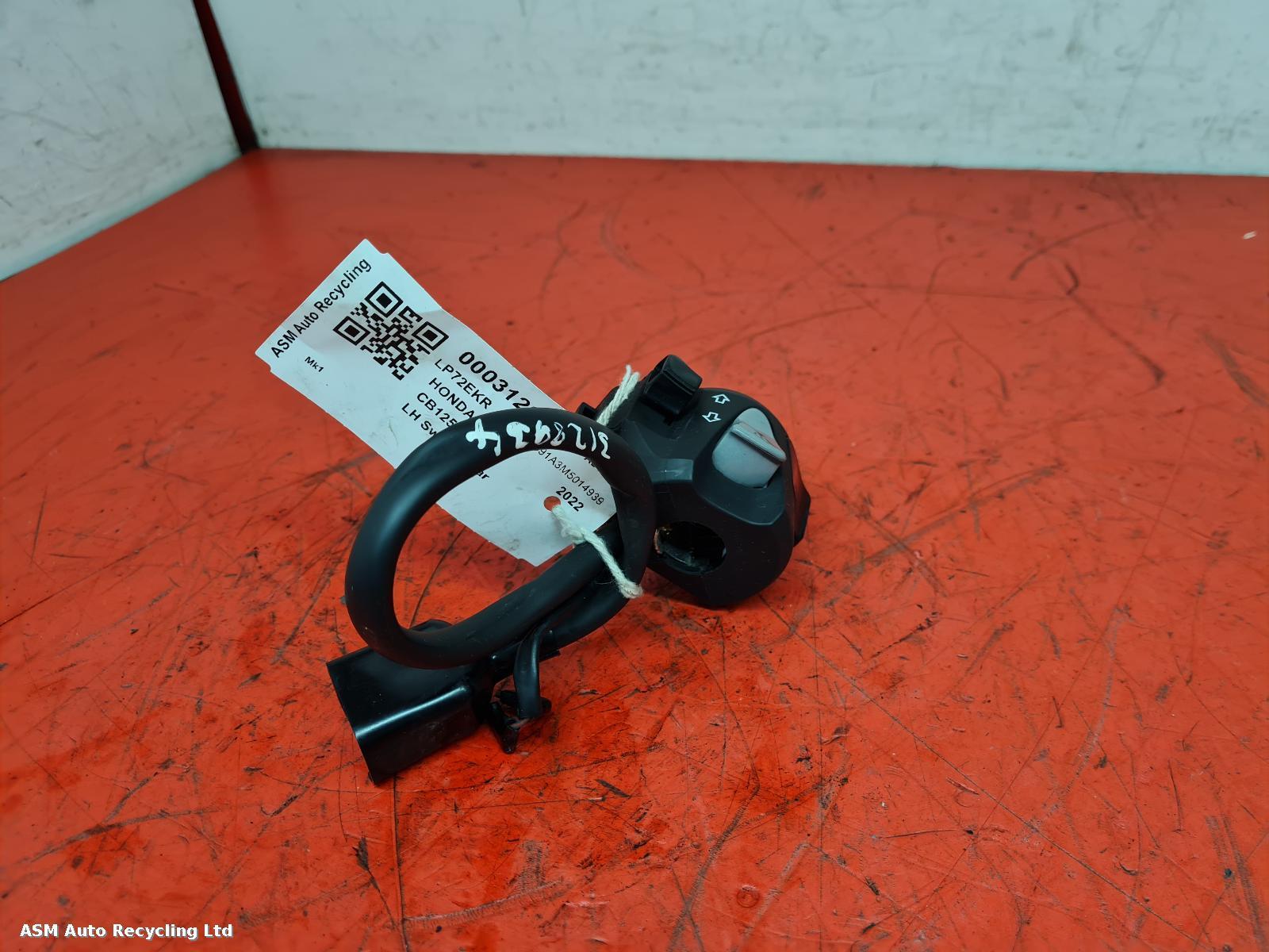 View Auto part LH Switch Gear Honda Cb125r 2022