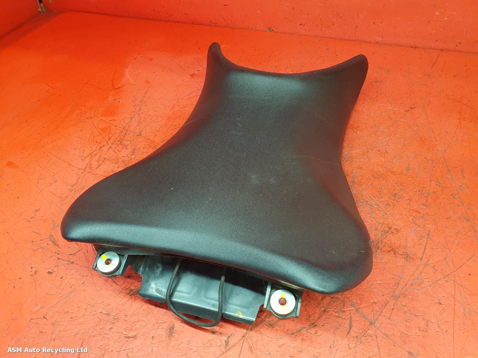 View Auto part Front Seat Honda Cb125r 2022