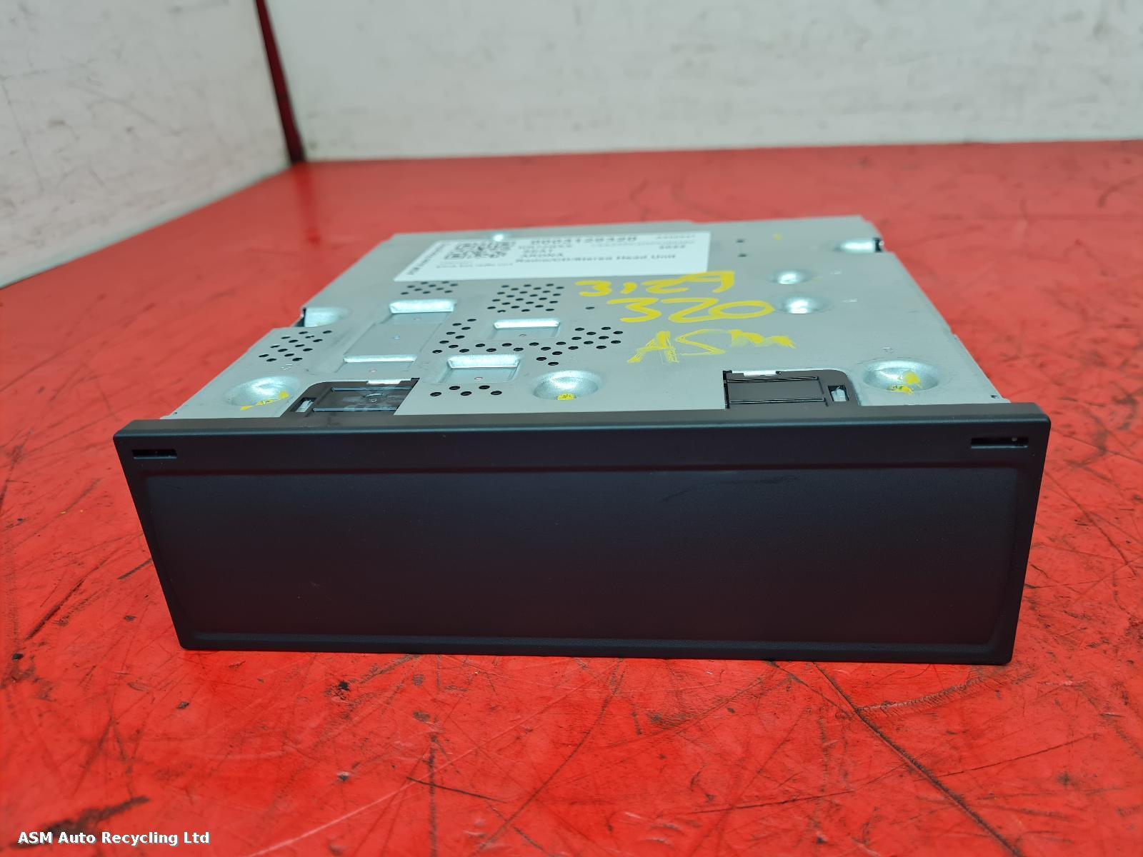 View Auto part CD Changer Seat Arona 2022