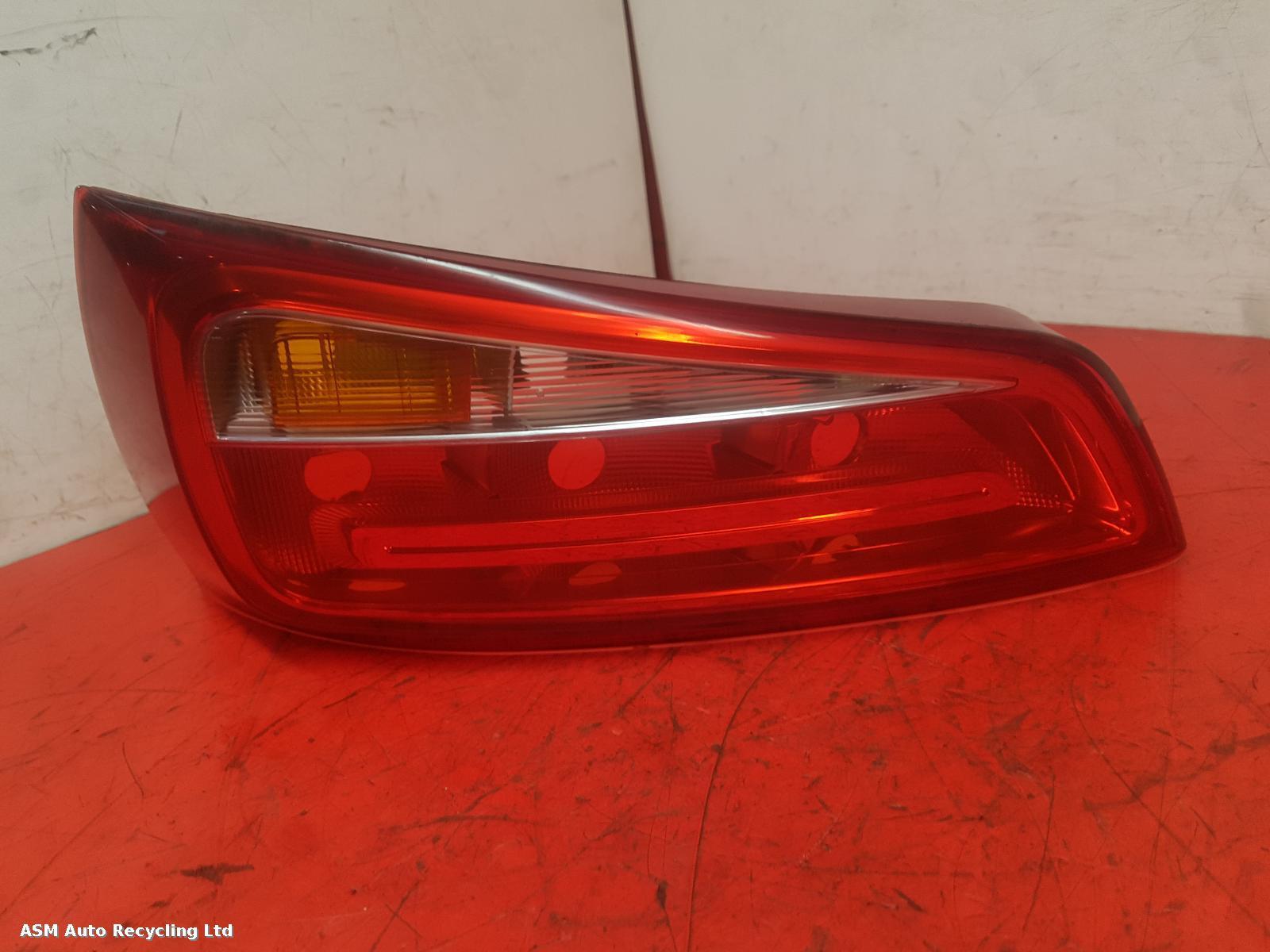 View Auto part R Taillight Audi A1 2016