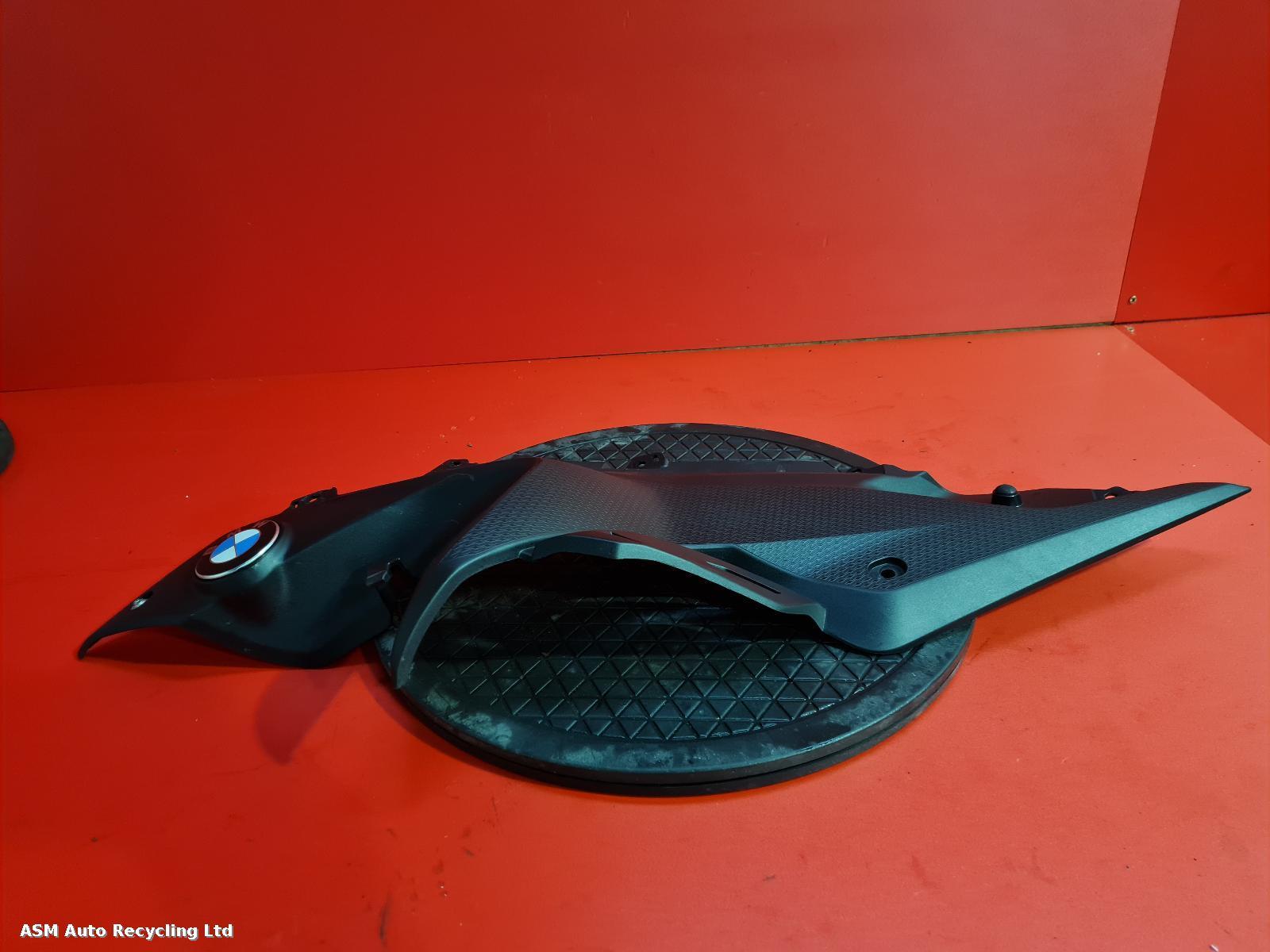 View Auto part LH Middle Fairing Bmw R1250 Rs Se 2023