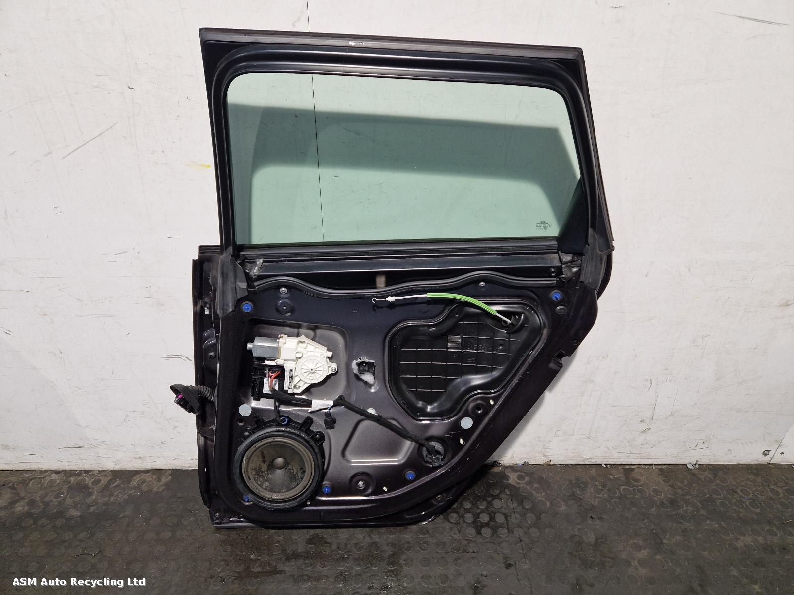View Auto part R Rear Door Audi A3 2010