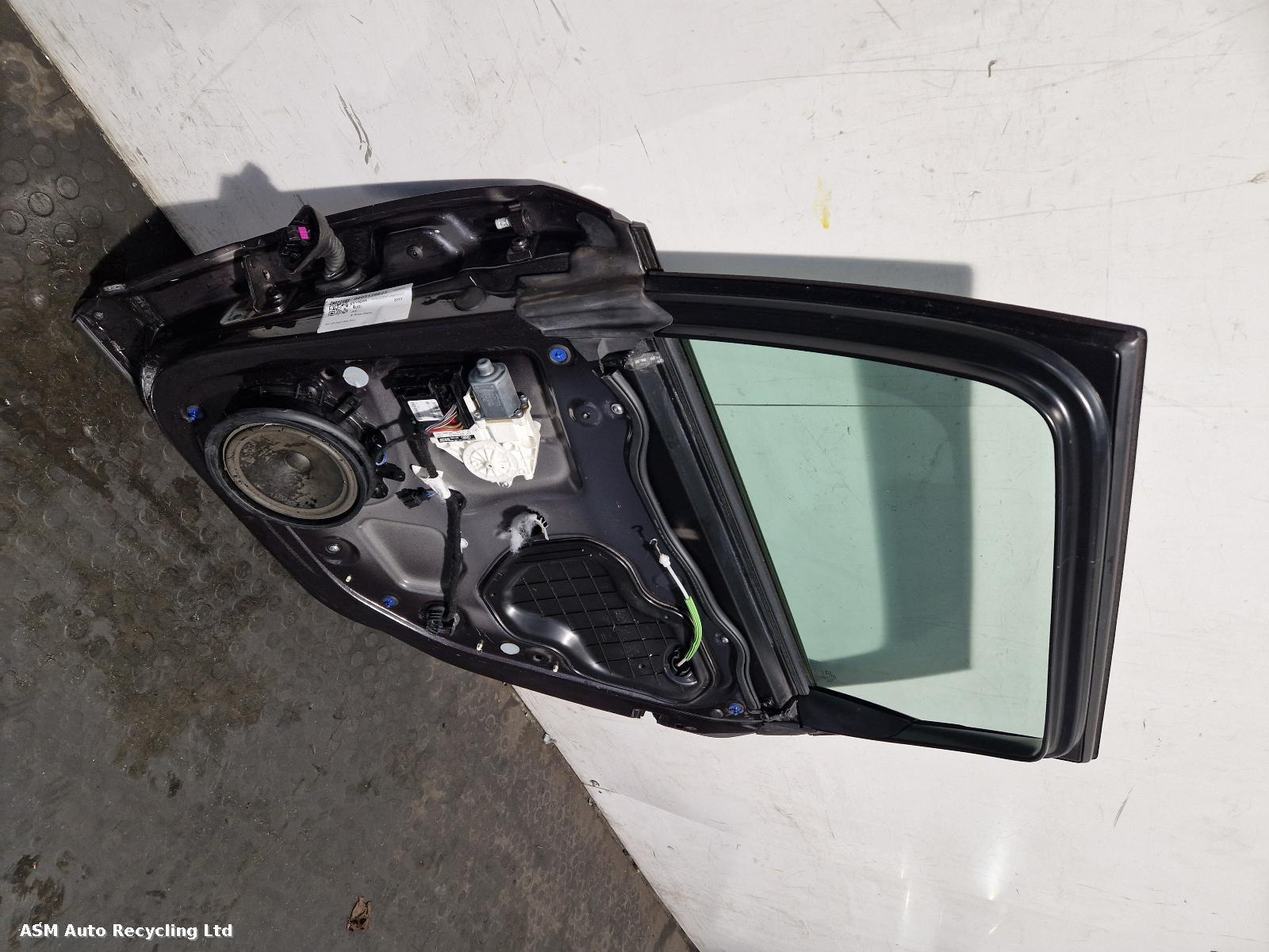 View Auto part R Rear Door Audi A3 2010