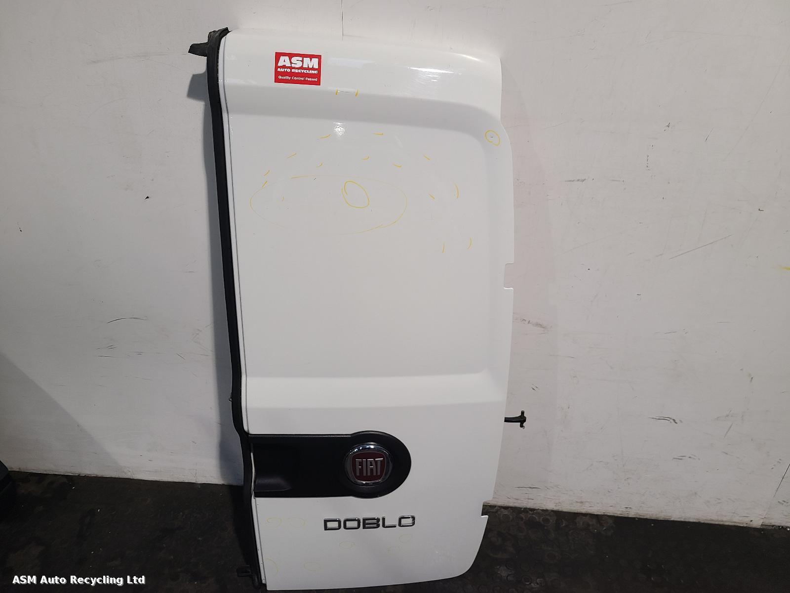 View Auto part R Rear Door Fiat Doblo 2014