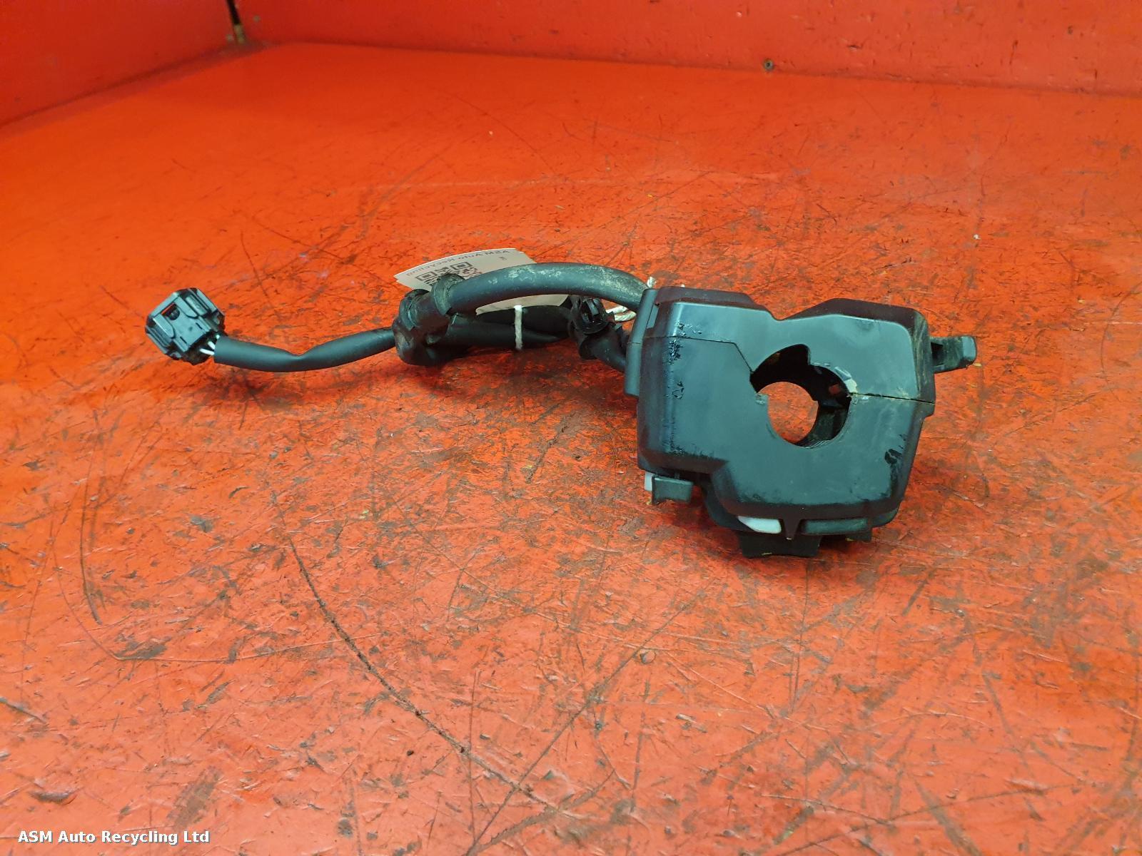 View Auto part LH Switch Gear Honda Cb750 Hornet 2023