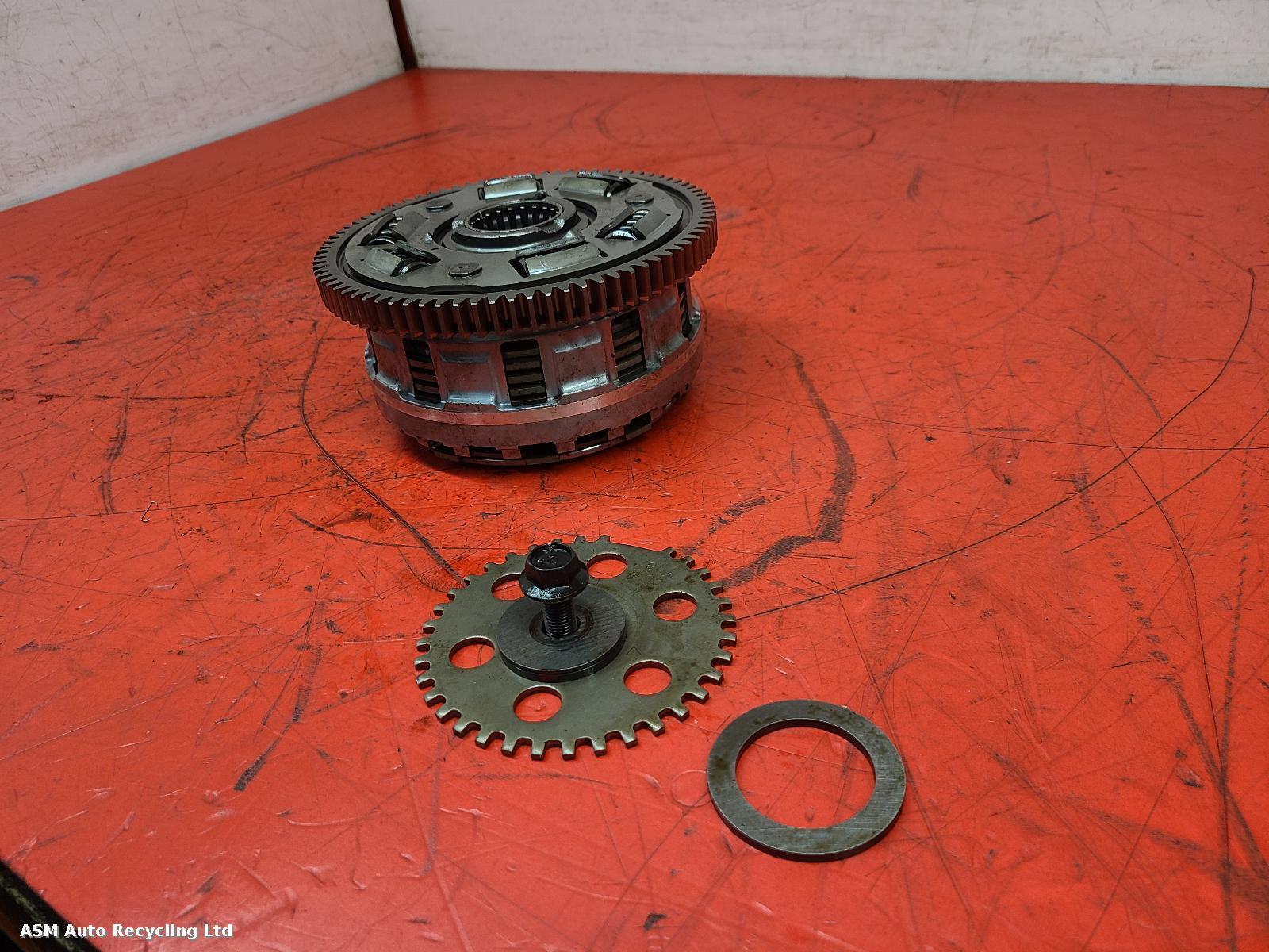 View Auto part Clutch Basket Honda Cb750 Hornet 2023