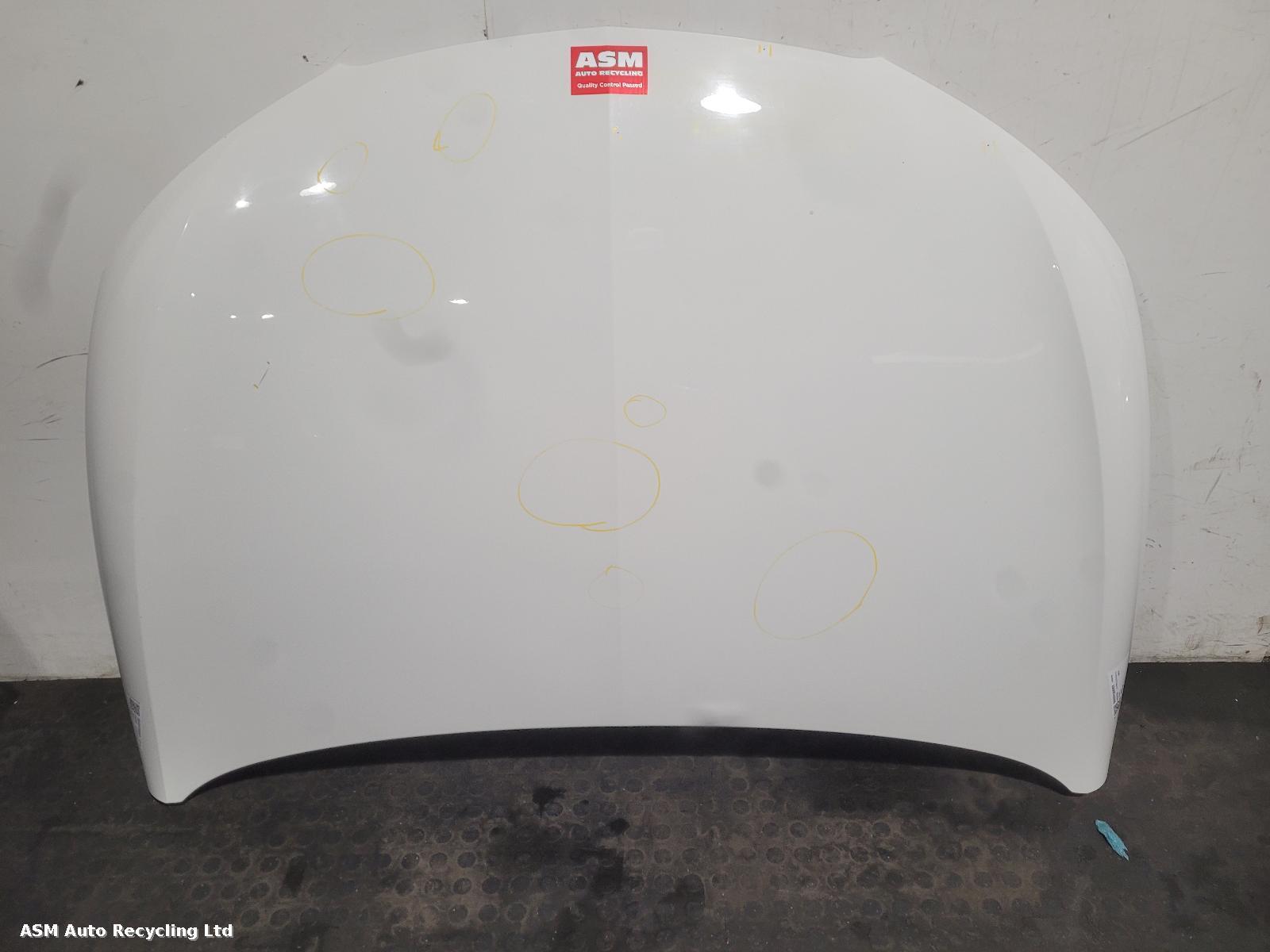View Auto part Bonnet Seat Ibiza 2013