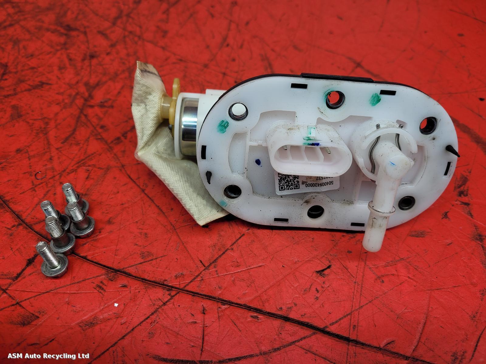View Auto part Fuel Pump Keeway Superlight 125 2023