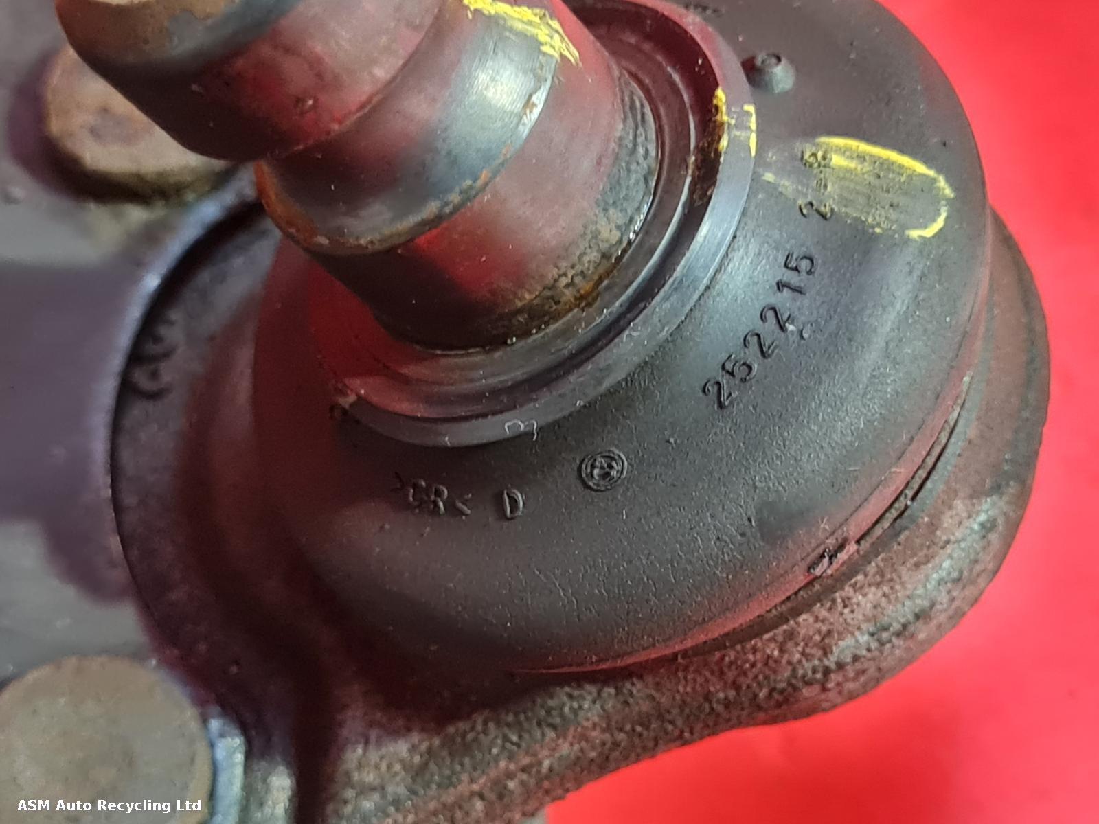View Auto part RF Lower Control Arm Volvo Xc60 2015